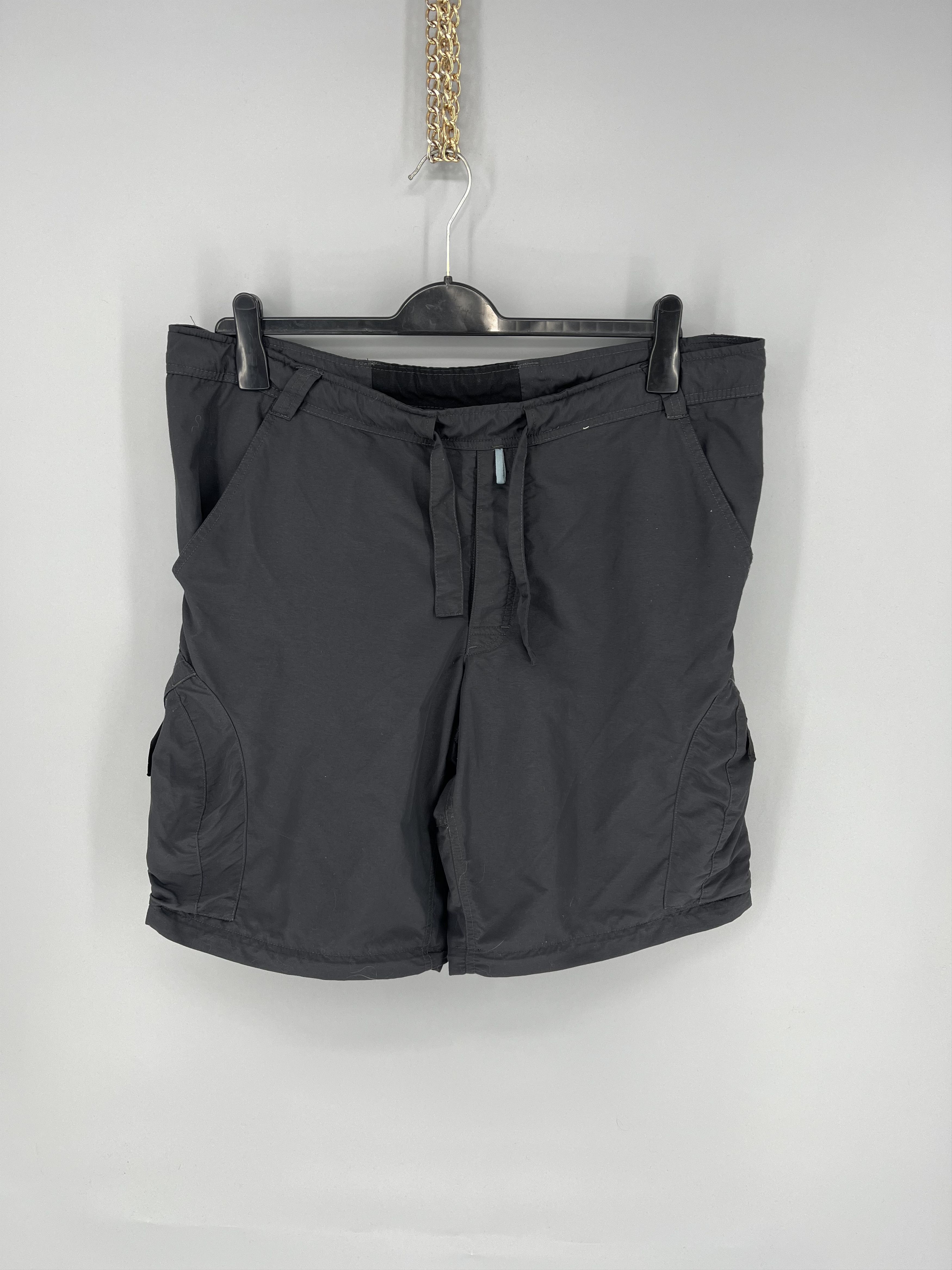 Nike Vintage 90s Nike Cargo swoosh mini logo shorts streetwear Size US 36 / EU 52 - 1 Thumbnail