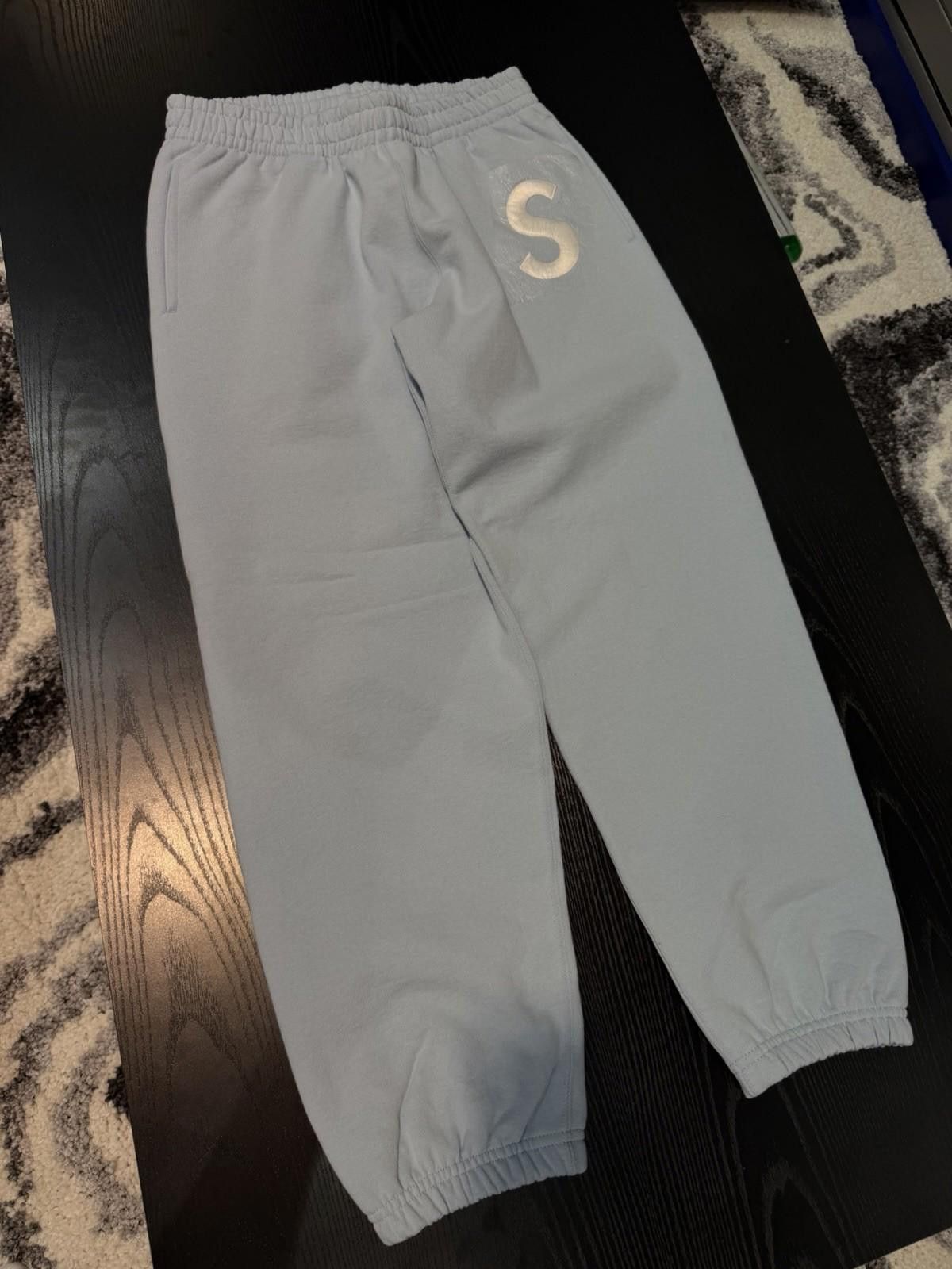 Supreme Supreme S Logo Sweatpants Blue (SS25) Brand New Size Small Size US 30 / EU 46 - 8 Thumbnail