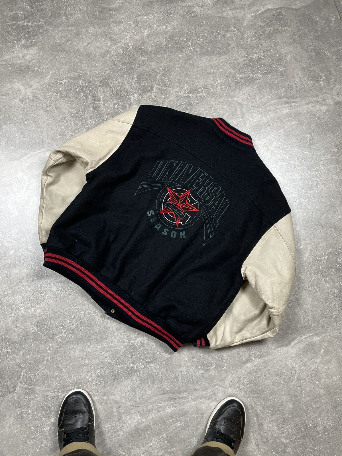 Gap × Vintage Vintage GAP Wool / Leather Universal Varsity Jacket 90s Size US L / EU 52-54 / 3 - 6 Thumbnail