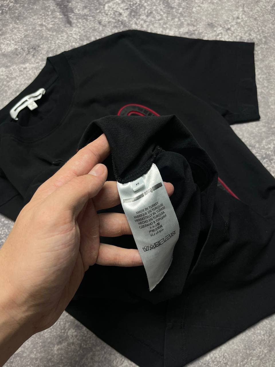 Alexander McQueen Vintage Alexander McQueen MCQ Luxury Logo Avant Garde Tee Size US XS / EU 42 / 0 - 10 Thumbnail