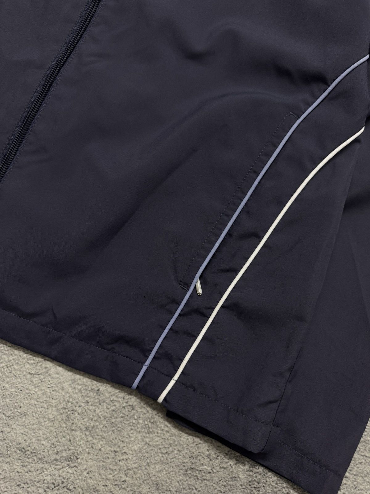 Nike Vintage Y2k Nike Court Nylon Jacket 90’s Size US M / EU 48-50 / 2 - 7 Thumbnail