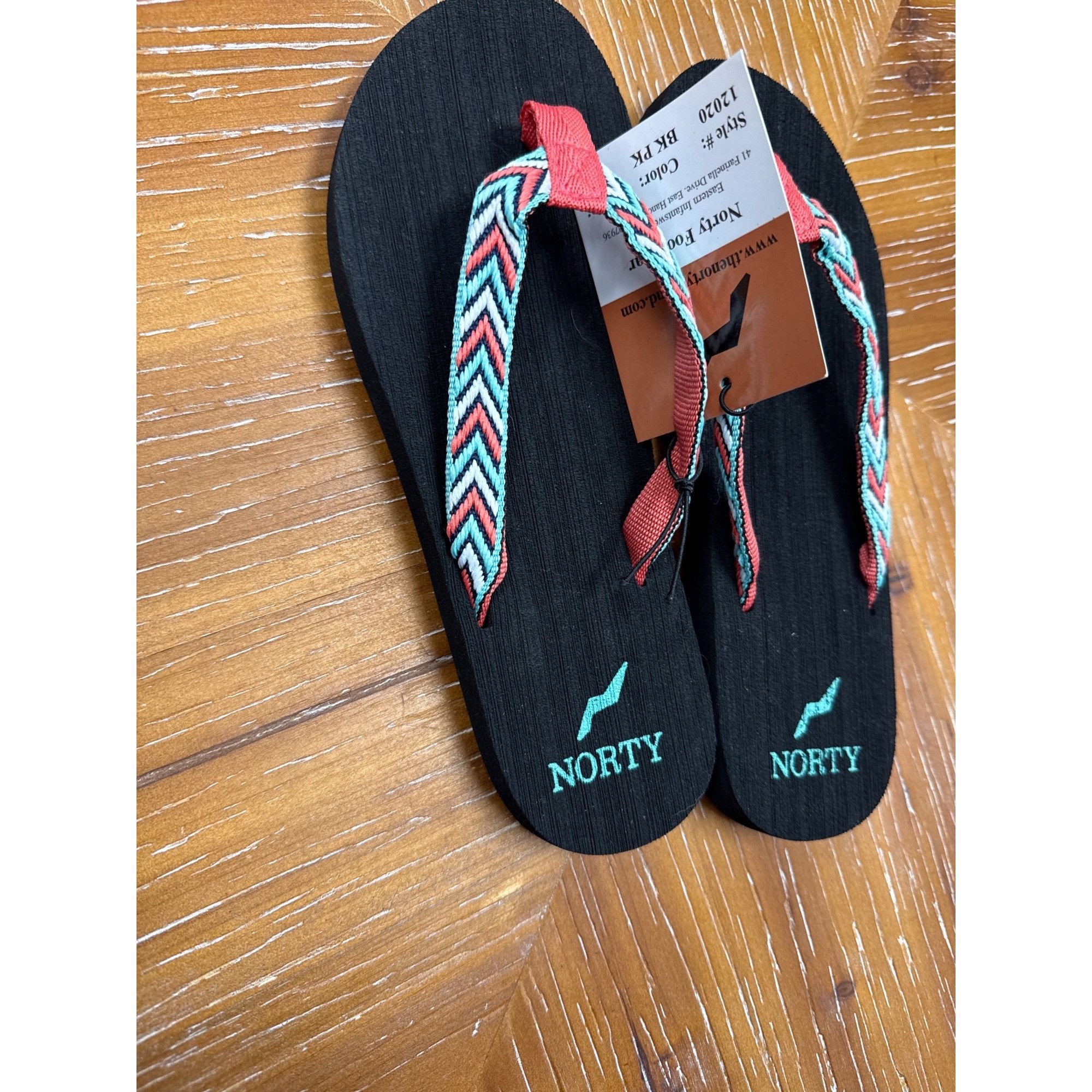 Other Norty Womens Black Chevron Flip Flop Sandals Size 6 With Red Size US 6 / IT 36 - 5 Thumbnail
