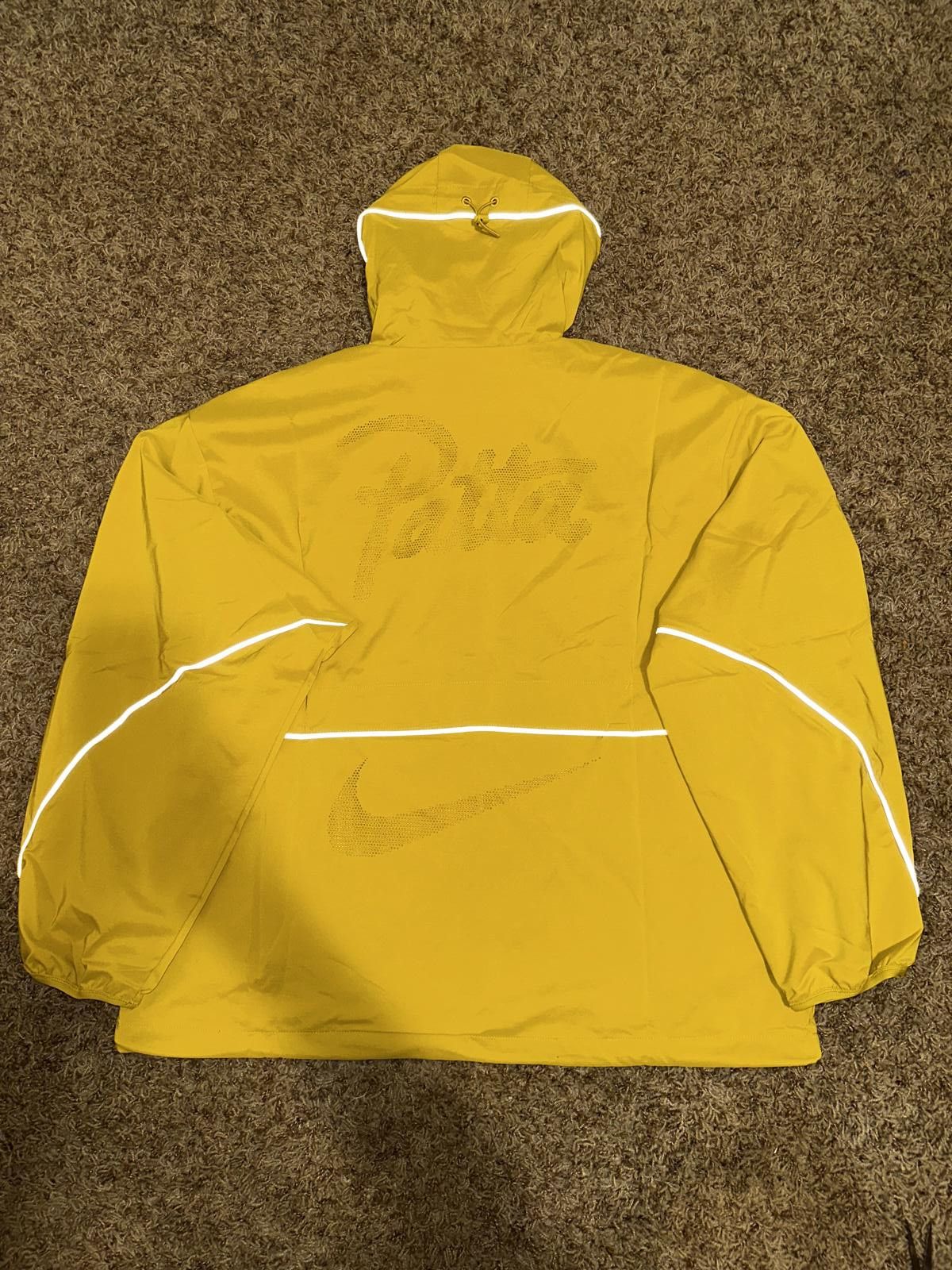 Nike Nike Men’s Patta Running Team Full-Zip Saffron Quartz Jacket Size US M / EU 48-50 / 2 - 8 Thumbnail