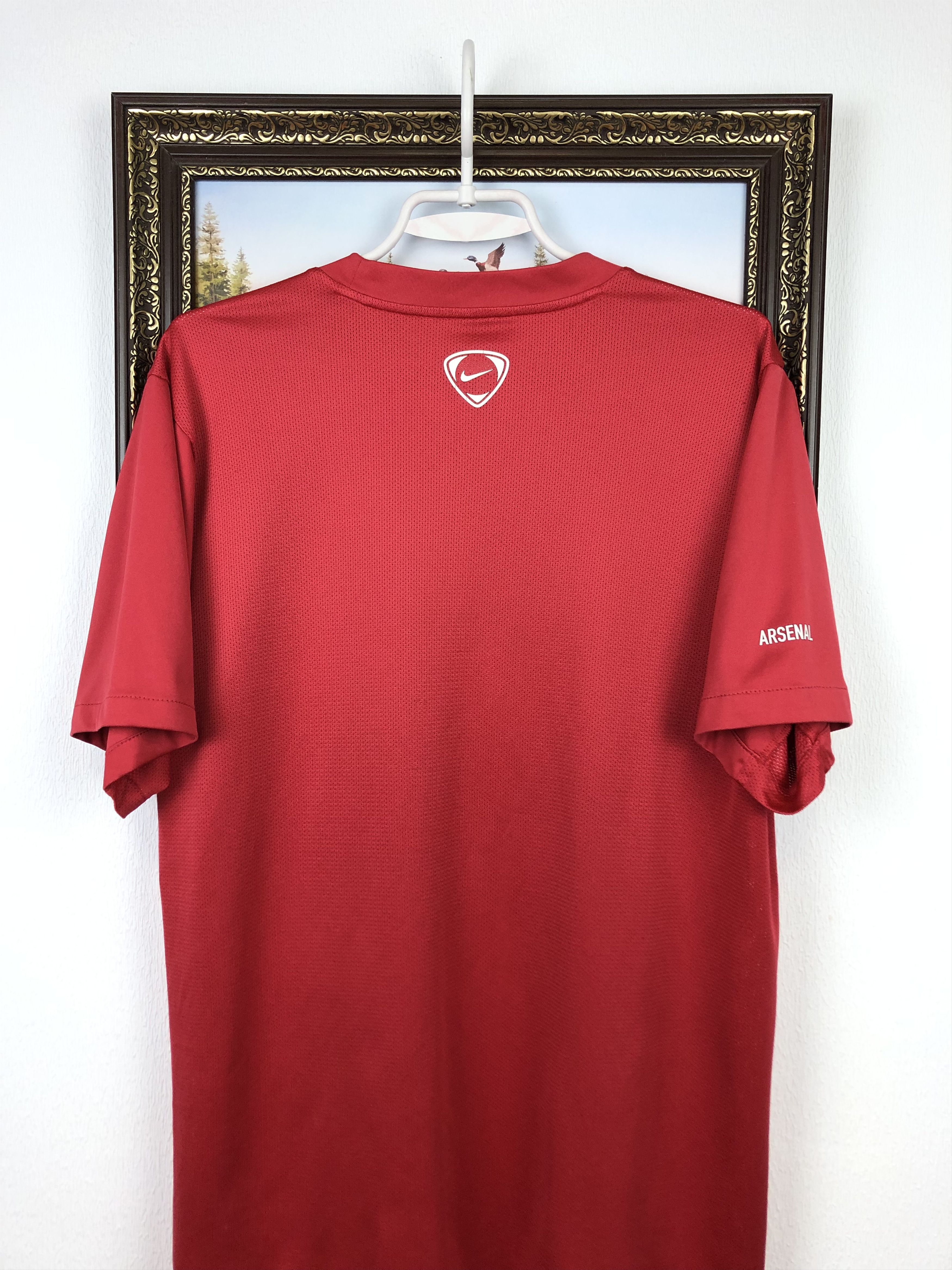 Nike Vintage Nike Arsenal Football Shirt Soccer Mens Jersey Size US L / EU 52-54 / 3 - 9 Thumbnail
