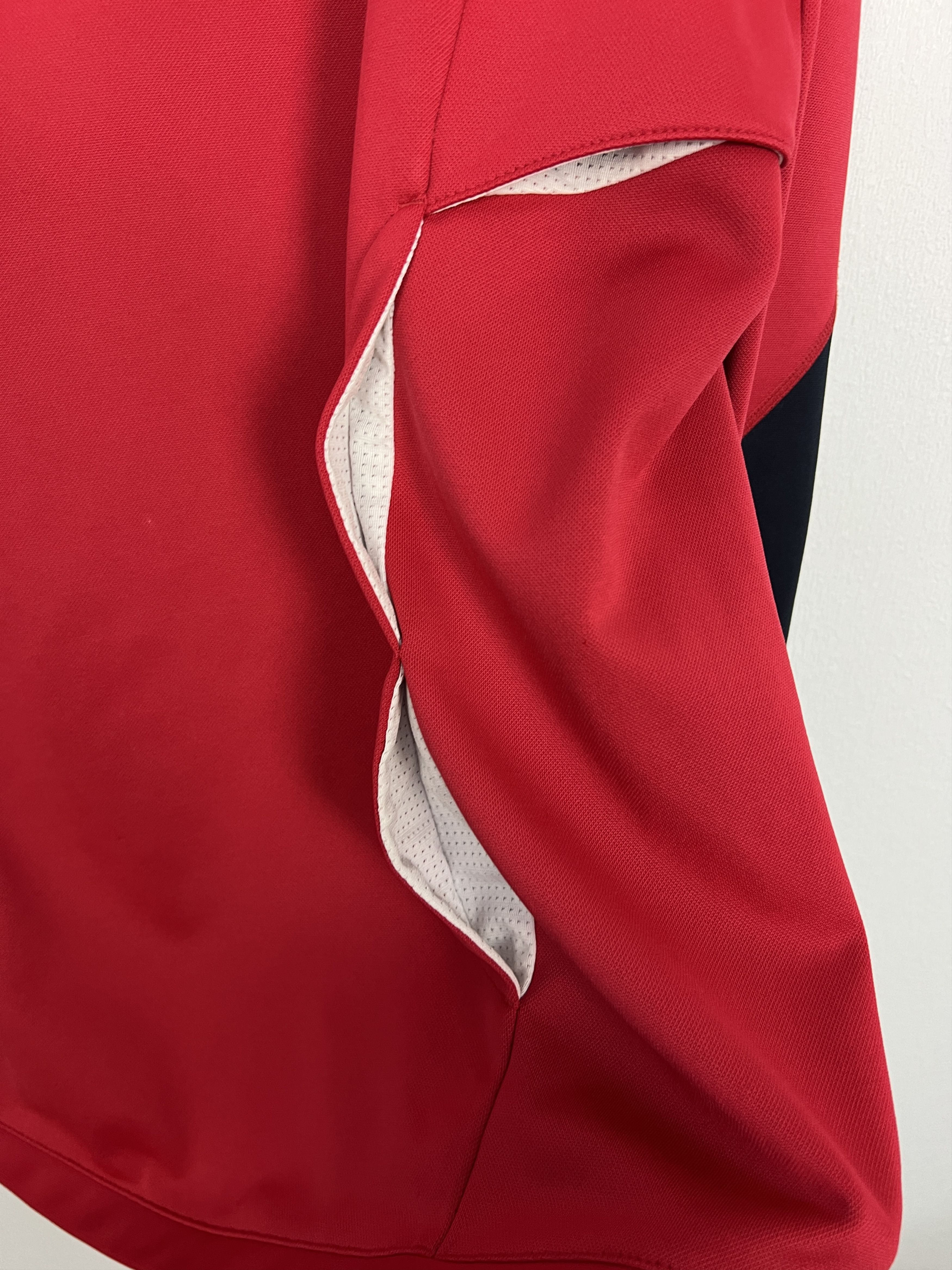 Adidas Vintage Adidas Red Bull Salzburg Football Train Sweatshirt Size US L / EU 52-54 / 3 - 19 Thumbnail