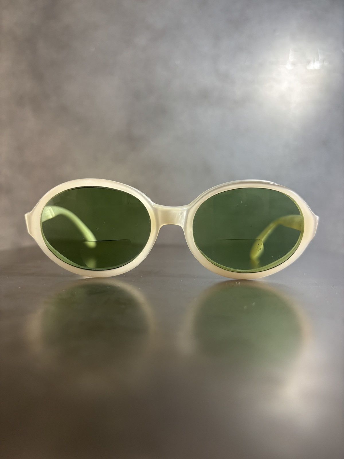 Vintage 1960s Sunglasses Frame True Vintage Selecta France Pearl 70s Size ONE SIZE - 8 Thumbnail