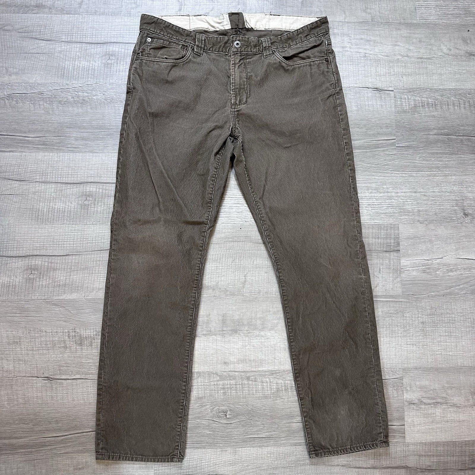 L.L. Bean L.L. Bean Signature Men's Slim Straight Corduroy Pants 38x32 Size US 38 / EU 54 - 1 Thumbnail