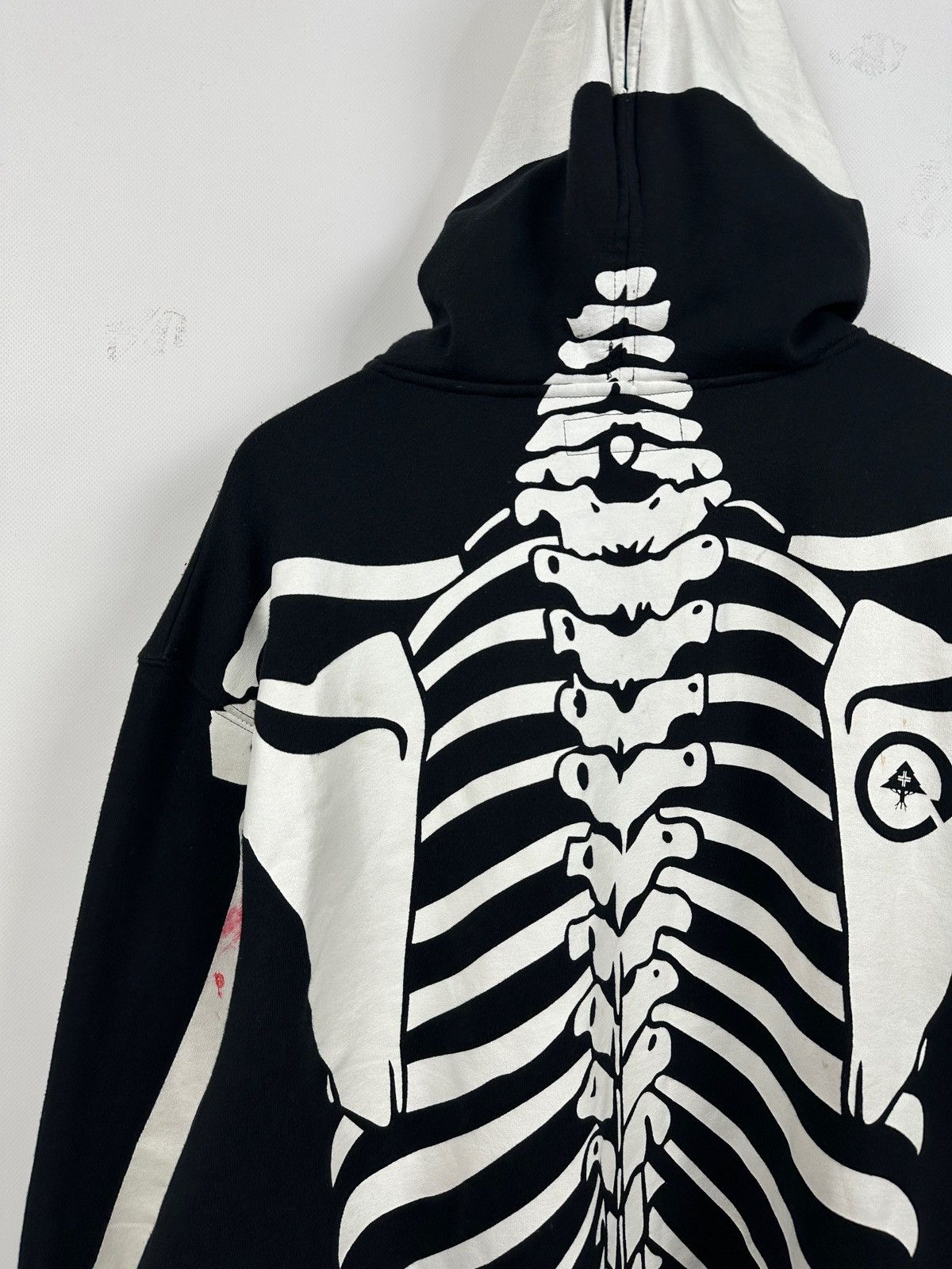 LRG 2006 Vintage LRG Dead Serious Skeleton Hoodie Size US XL / EU 56 / 4 - 14 Thumbnail