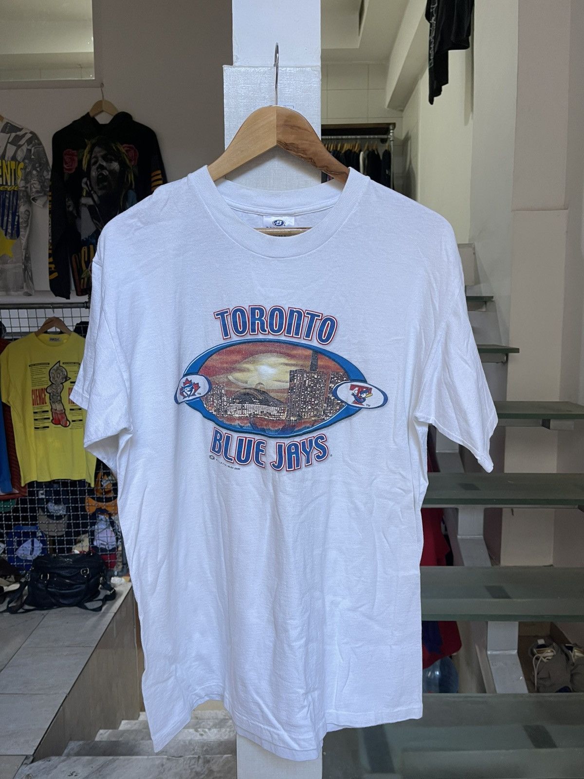 Vintage Toronto Blue Jays T shirt 2002 Toronto Skyline Size US L / EU 52-54 / 3 - 1 Thumbnail