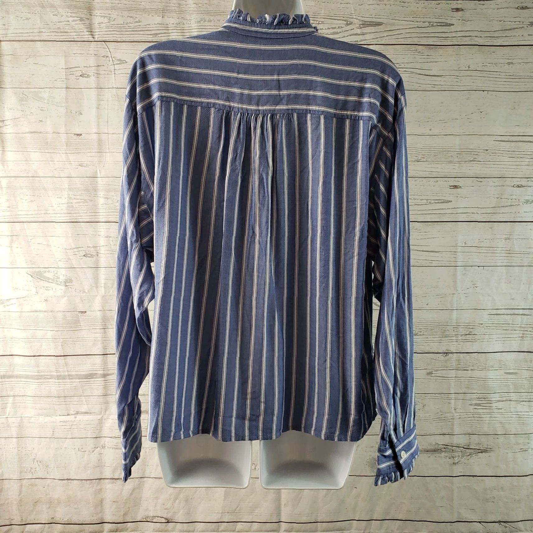 Ann Taylor Ann Taylor LOFT Womens Button Front Shirt Sz Small Blue White Stripe Size S / US 4 / IT 40 - 4 Thumbnail