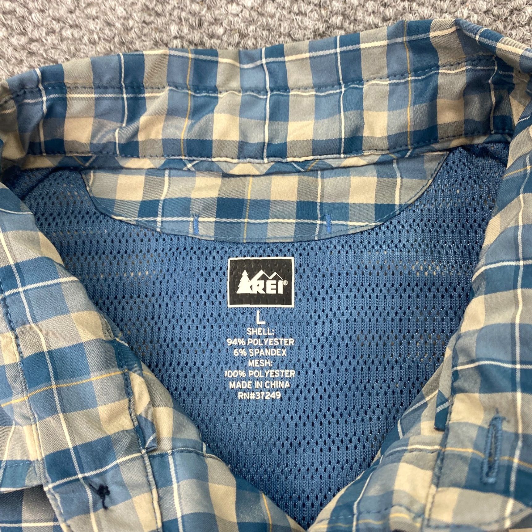 Vintage REI Shirt Mens Large Blue Plaid Lined Vented Hiking Outdoors Casual Stretch Shirt Size US L / EU 52-54 / 3 - 3 Thumbnail