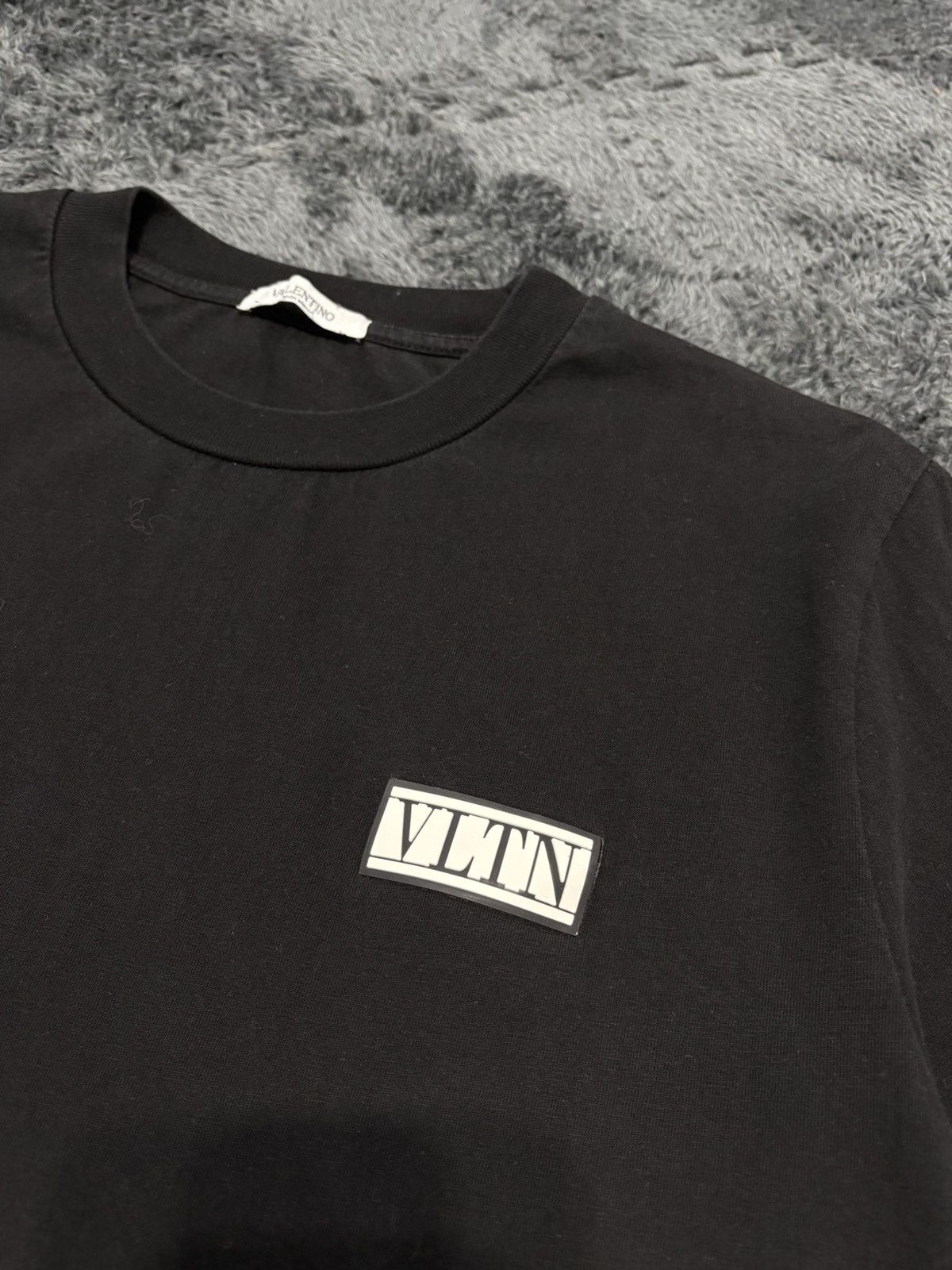 Valentino Valentino Small Logo Black Tee Size US L / EU 52-54 / 3 - 2 Thumbnail