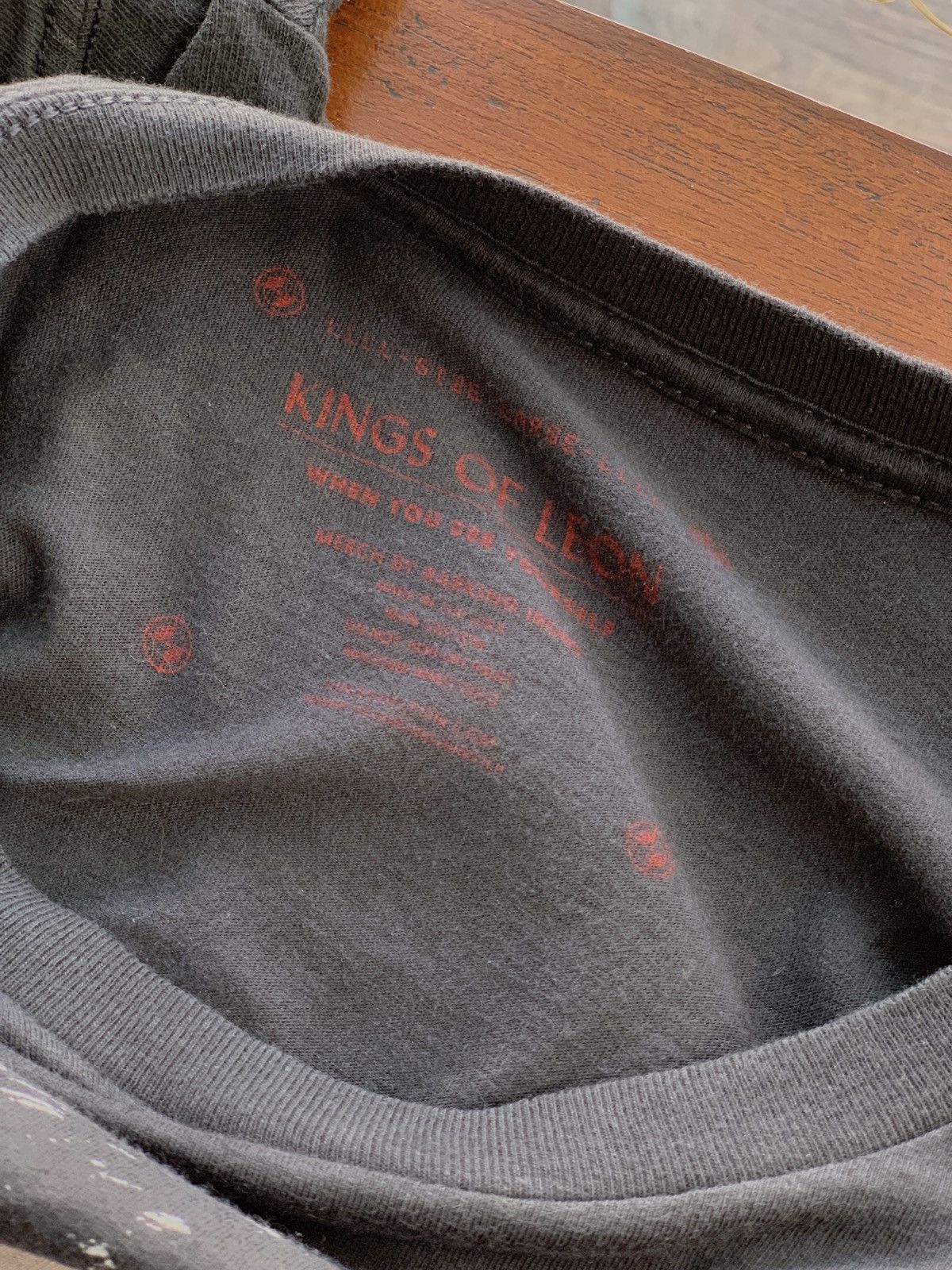Vintage Tshirt King of Leons Official Size US L / EU 52-54 / 3 - 3 Thumbnail