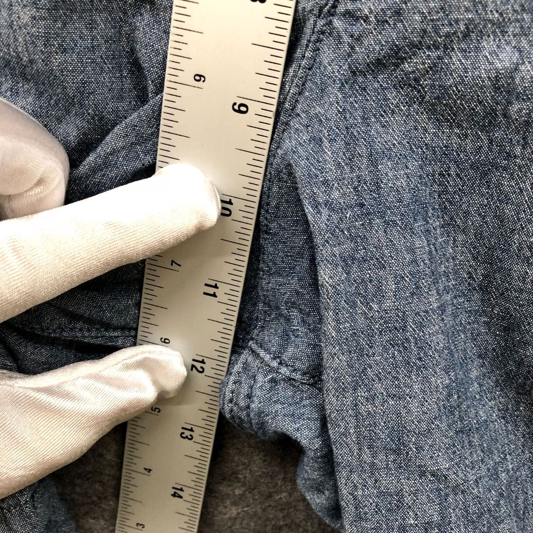 Gap Gap 10'' Chambray Chino Shorts Mens 32 Blue Lightweight Cotton Flat Front Side Zip Pockets Casual 10 in Inseam Regular Sizing Mens Size US 32 / EU 48 - 5 Thumbnail