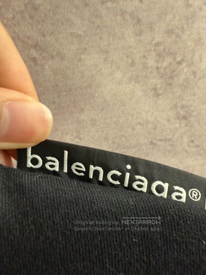 Balenciaga Balenciaga Shoulder Small Label Black Short Sleeve Size US XL / EU 56 / 4 - 5 Thumbnail