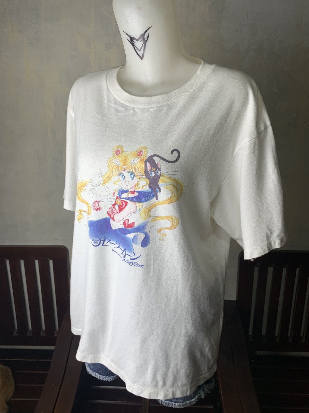 Anime Uniqlo x Sailor Moon Anime White Main Character Graphic Tee Size M / US 6-8 / IT 42-44 - 2 Thumbnail