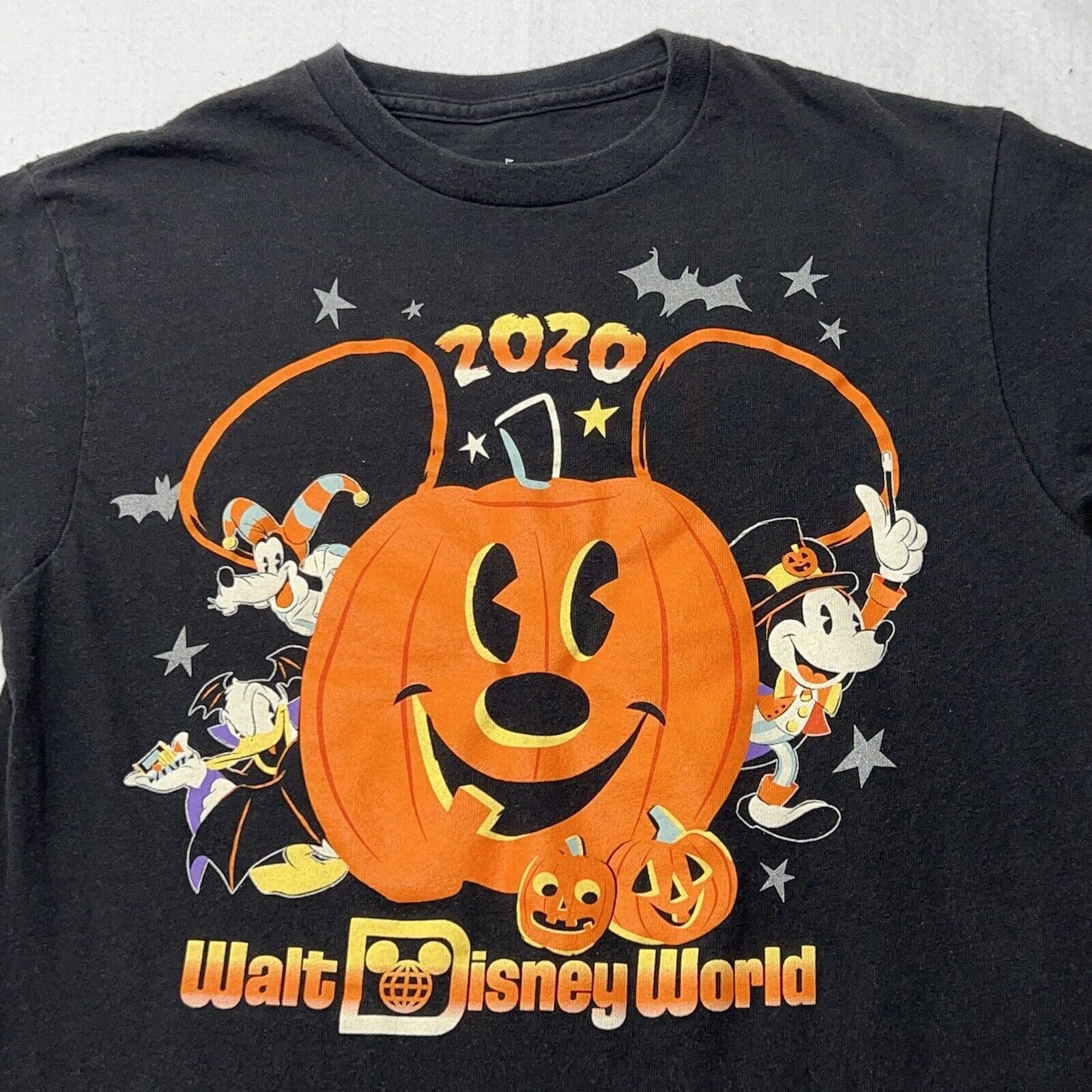 Disney Disney Parks Small 2020 Halloween Black Graphic T Shirt Size US S / EU 44-46 / 1 - 2 Thumbnail