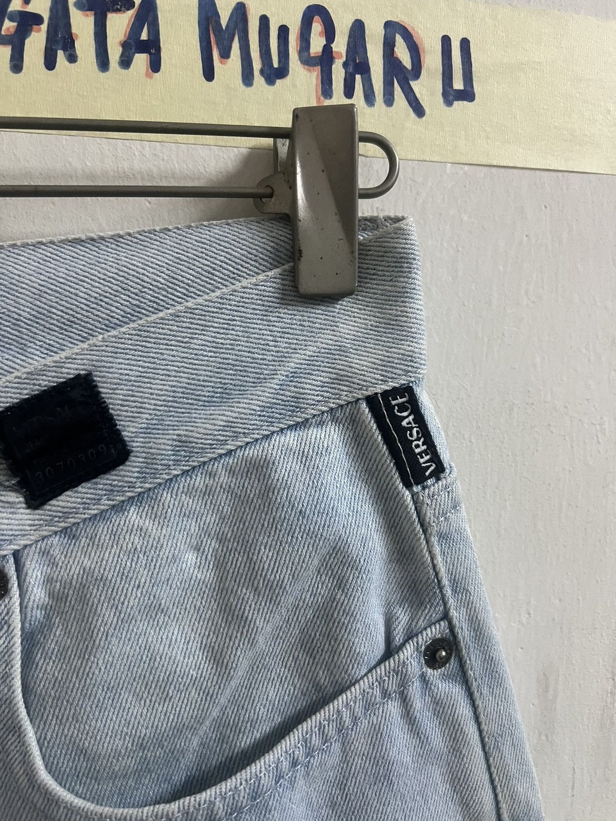Japanese Brand VINTAGE VERSACE DISTRESSED DENIM PANT Size US 28 / EU 44 - 4 Thumbnail