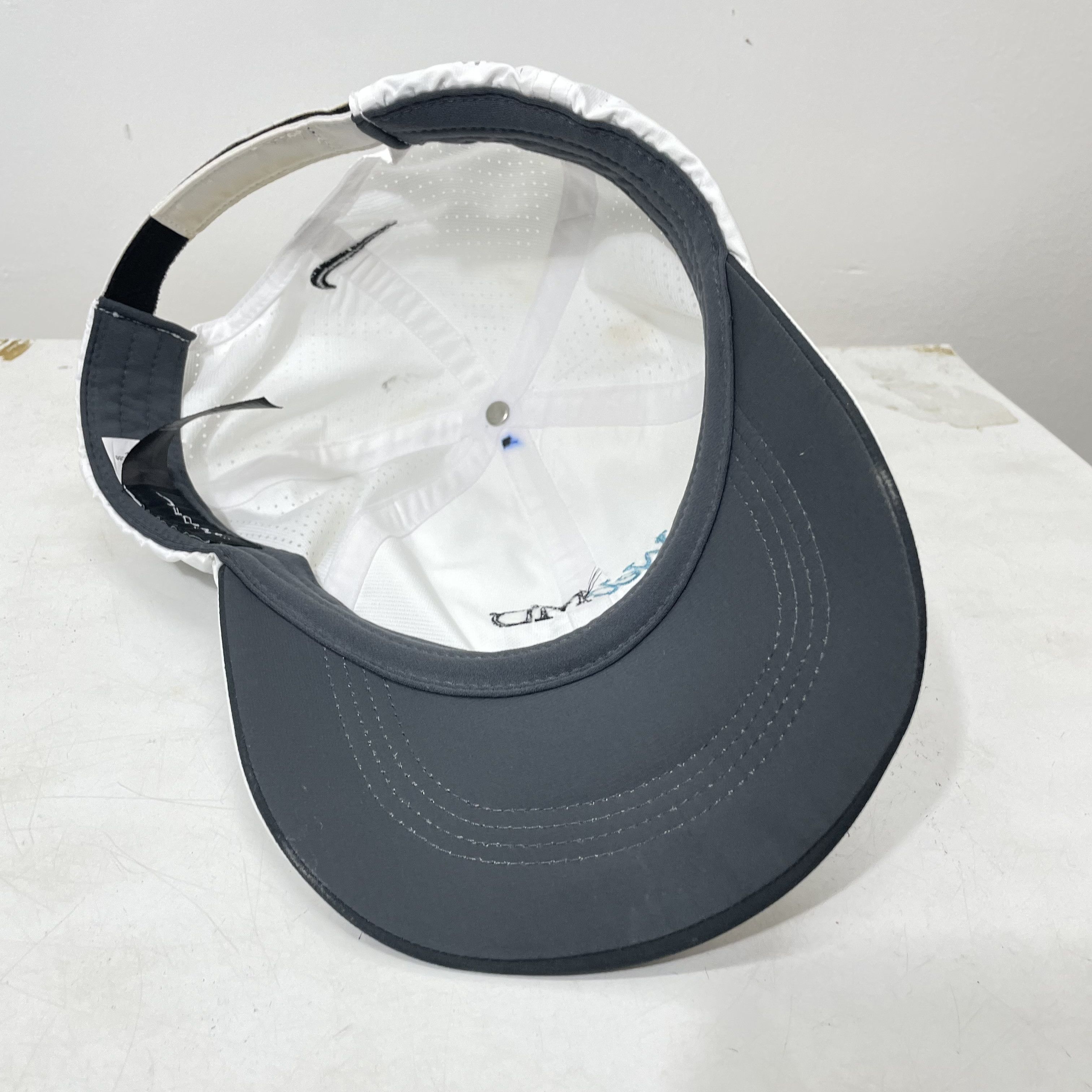 Nike ⭐️SALE⭐️ NIKE GOLF WEB MD HAT SPORTWEAR CAP Size ONE SIZE - 4 Thumbnail