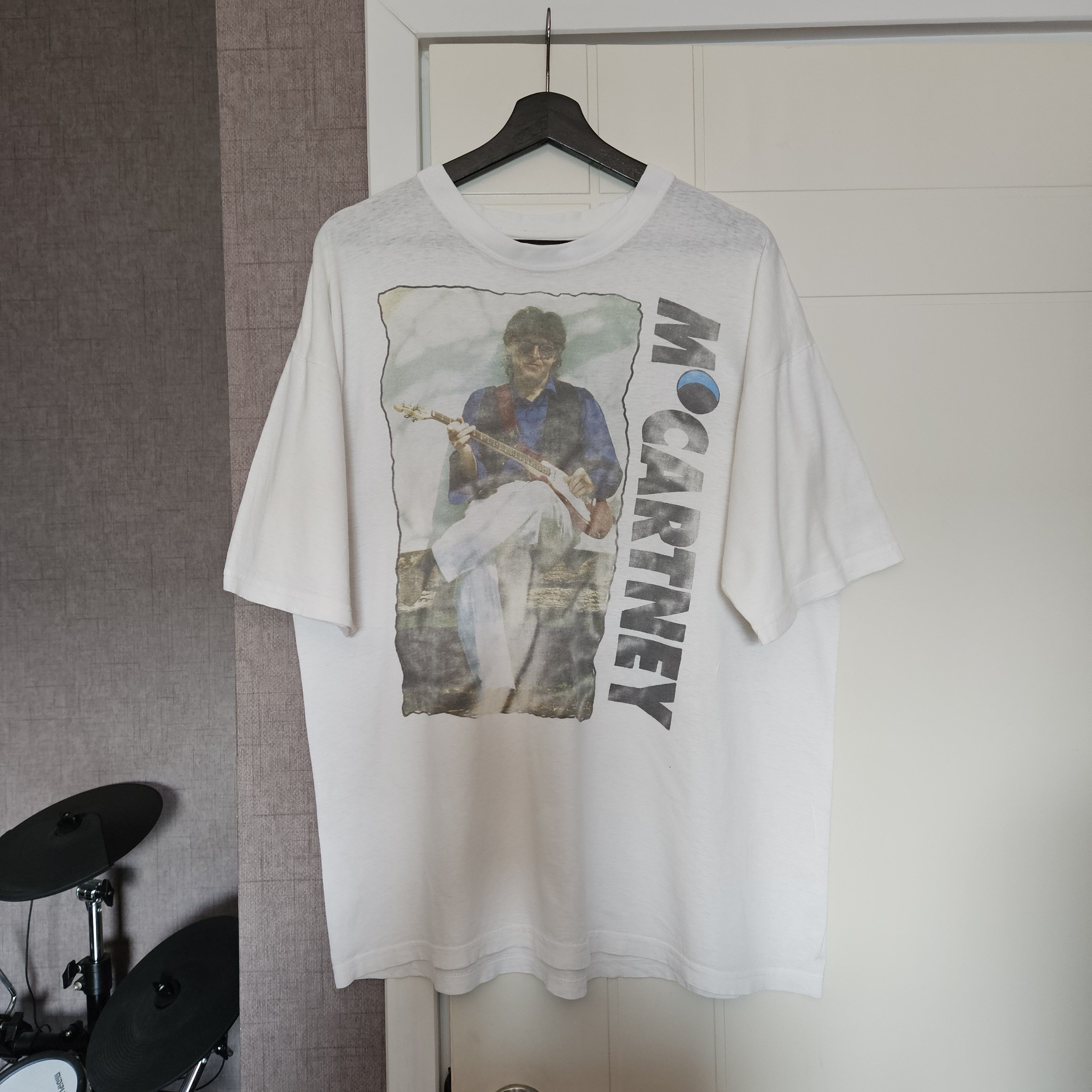 Band Tees Paul McCartney The New World Tour 90s Vintage Shirt Size US XL / EU 56 / 4 - 3 Thumbnail