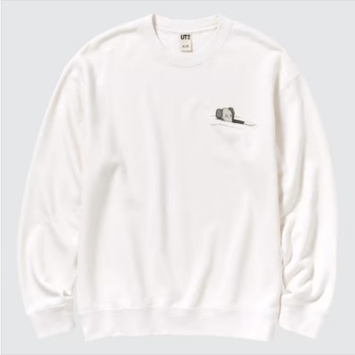 Japanese Brand Uniqlo X KAWS LONG SLEEVE SWEATSHIRT Size US XXL / EU 58 / 5 - 1 Thumbnail