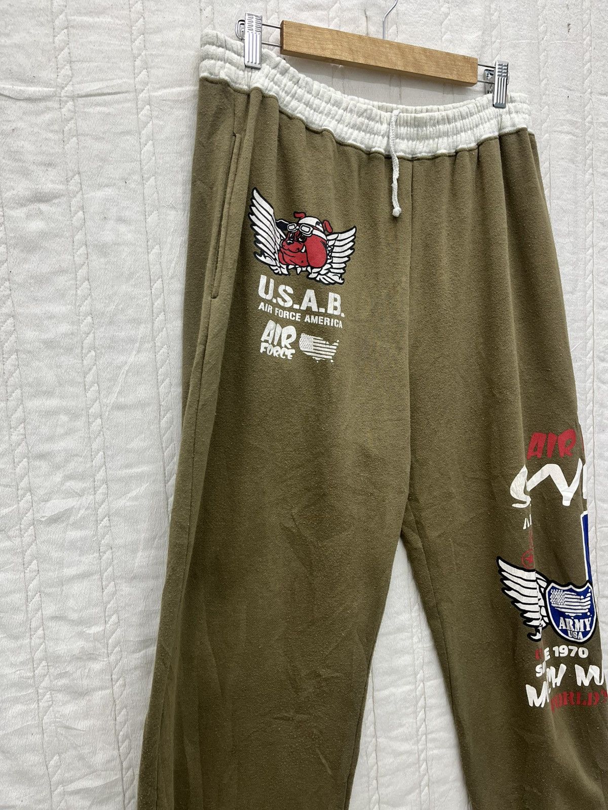 Vintage US ARMY BERLIN AIR FORCE JOGGER PANTS Size US 30 / EU 46 - 2 Thumbnail