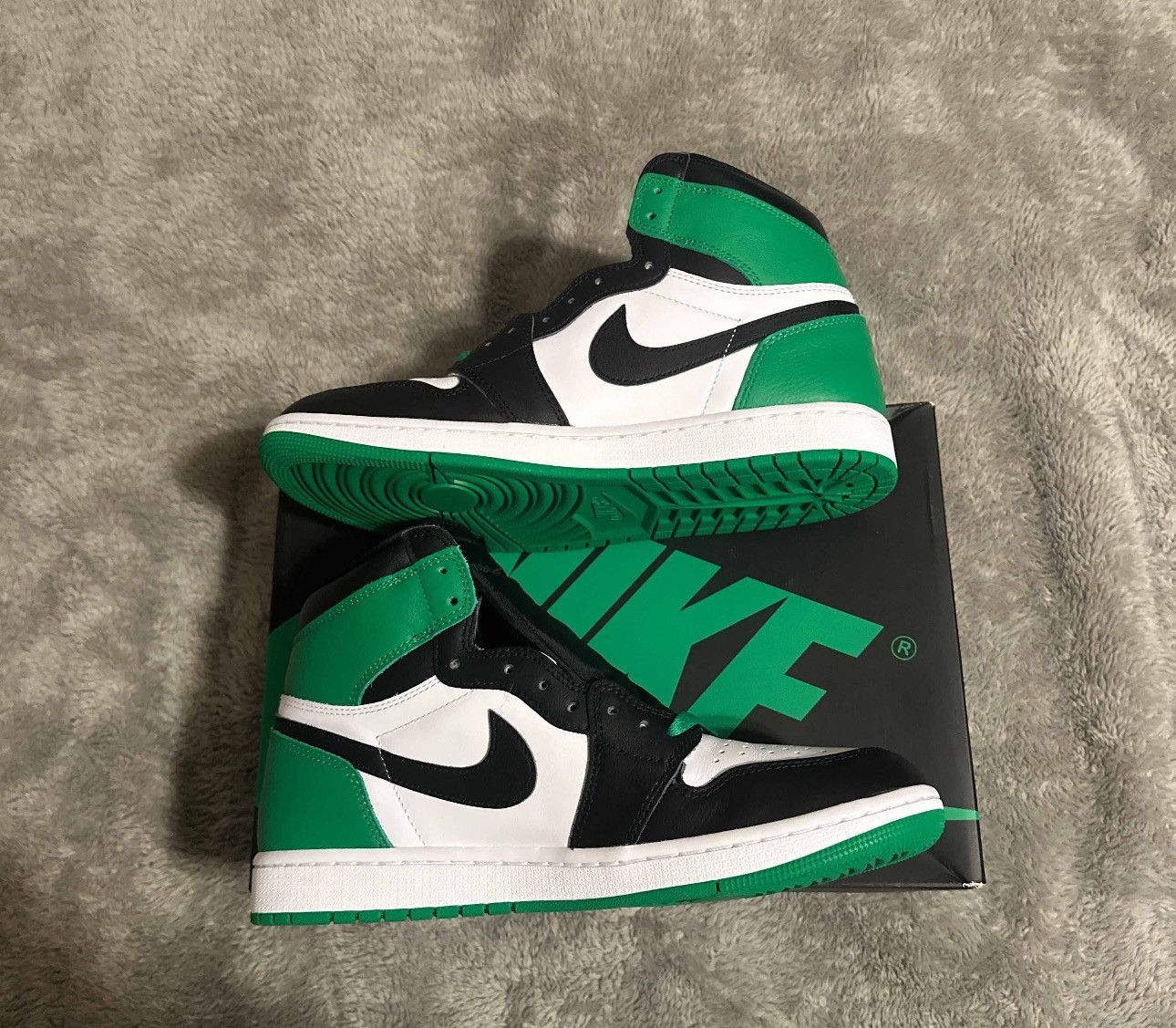 Jordan Brand × Nike Jordan 1 Size US 10 / EU 43 - 2 Thumbnail