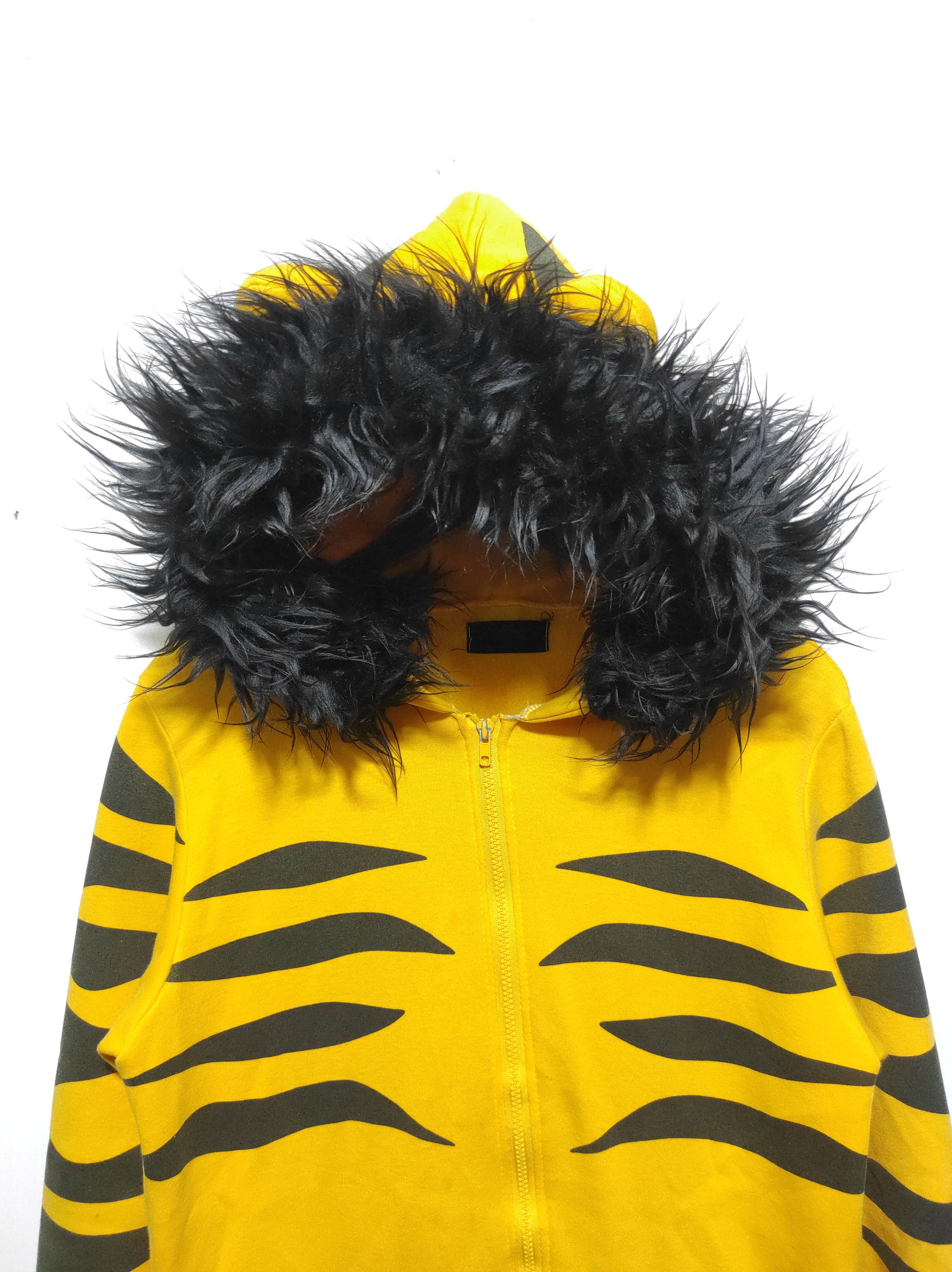 Hysteric Glamour Dongsin Tiger Zip Fur Hoodie LGB IfSixWasNine style Size US M / EU 48-50 / 2 - 3 Thumbnail