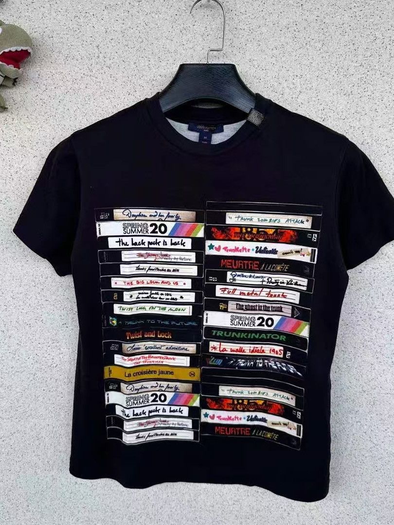 Louis Vuitton Louis Vuitton VHS Print T-Shirt Size M Size M / US 6-8 / IT 42-44 - 1 Thumbnail