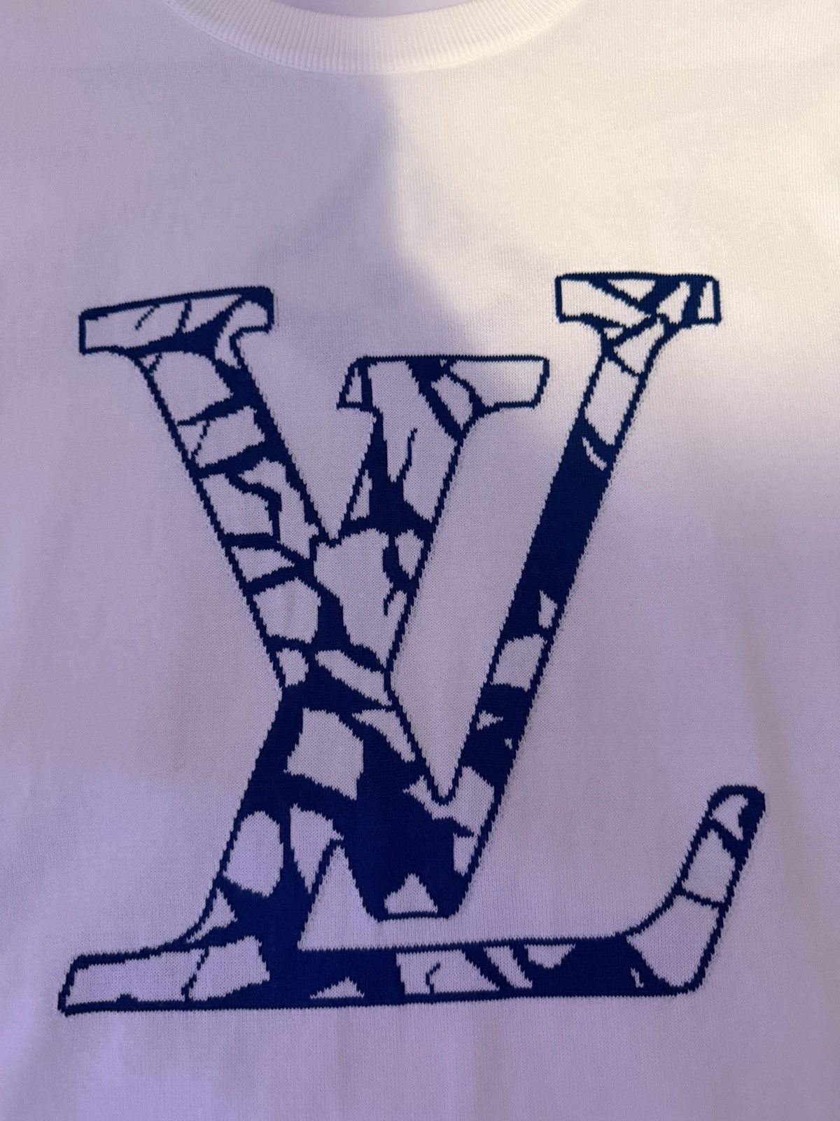Louis Vuitton Louis Vuitton cracked ice white T Size US M / EU 48-50 / 2 - 1 Thumbnail