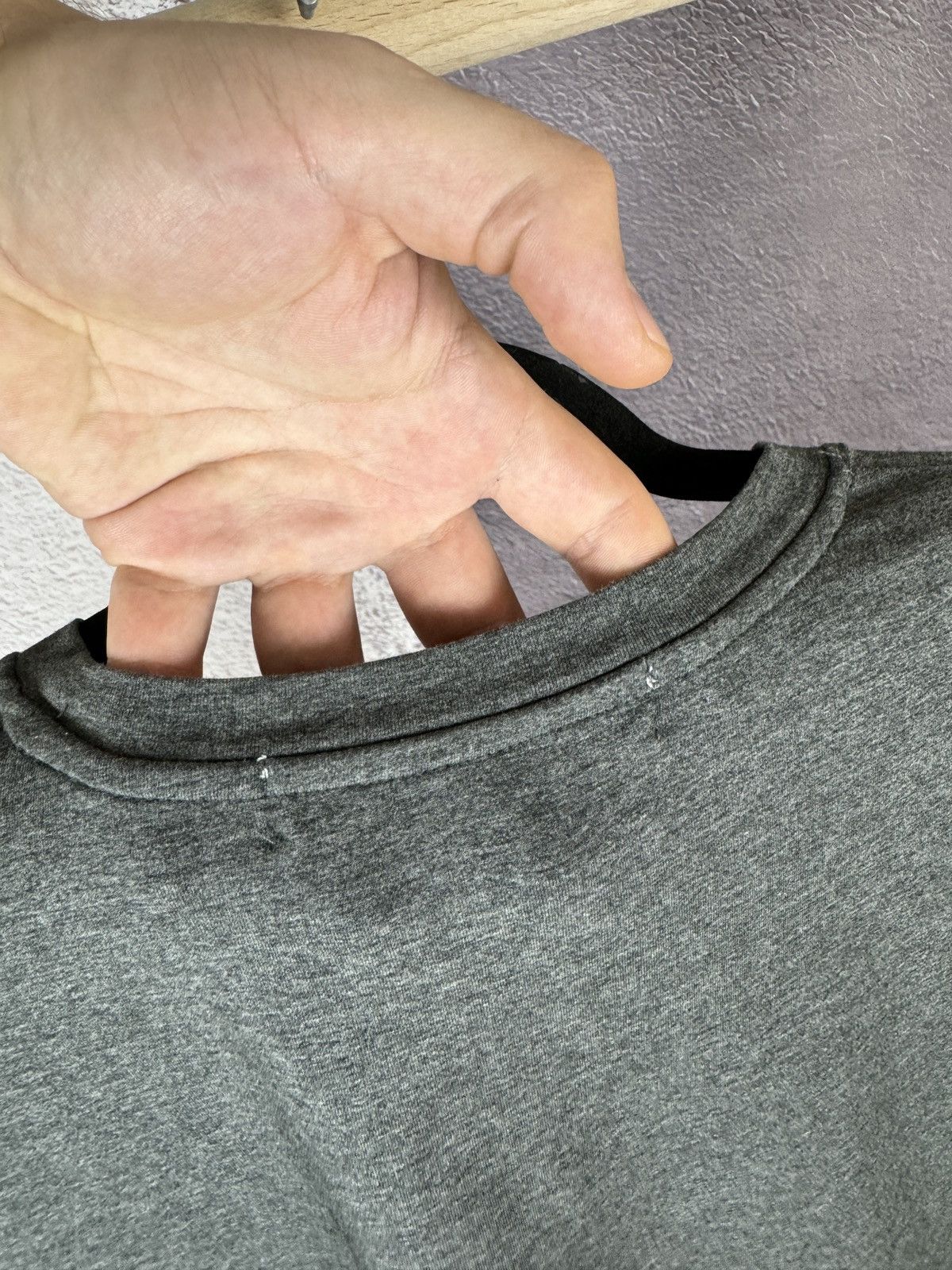 Comme des Garcons PLAY Play Comme des Garçons heart basic grey tee shirt Size US XL / EU 56 / 4 - 12 Thumbnail
