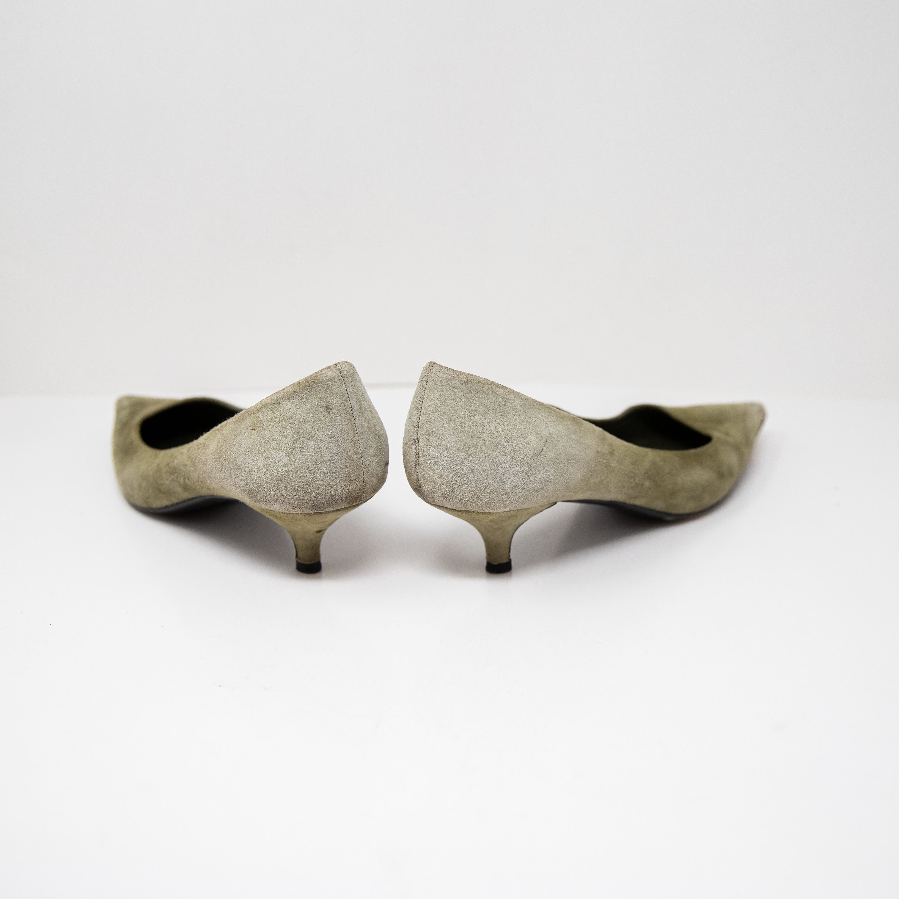 Prada Prada Made In Italy Genuine Suede Slip On Size US 10 / IT 40 - 3 Thumbnail