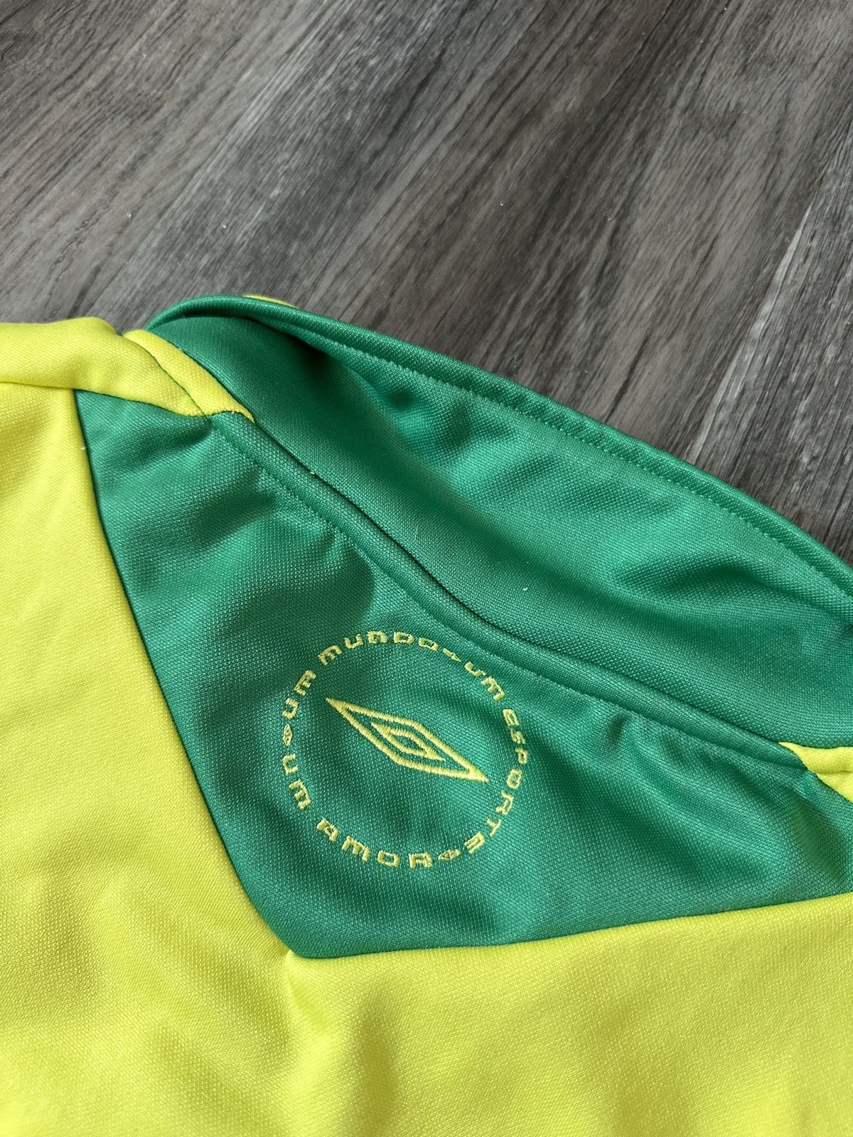 Umbro Brasil Umbro Vintage Training Soccer Jersey Size US XL / EU 56 / 4 - 10 Thumbnail
