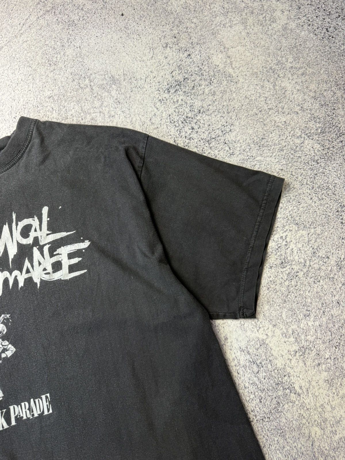 Band Tees Vintage MY CHEMICAL ROMANCE THE BLACK PARADE USA T-shirts Size US XL / EU 56 / 4 - 15 Thumbnail