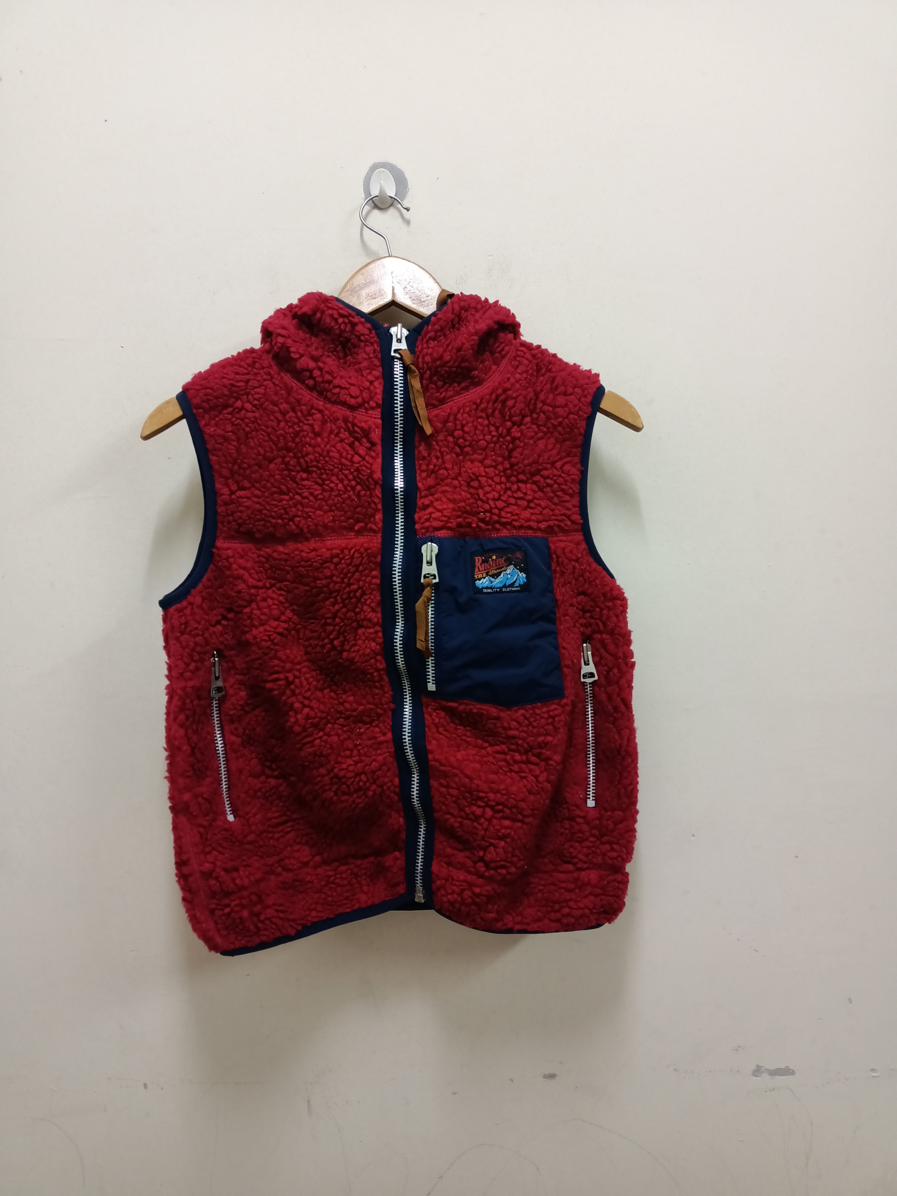 Japanese Brand RNA Inc. Sherpa hoodie vest Size US M / EU 48-50 / 2 - 1 Thumbnail