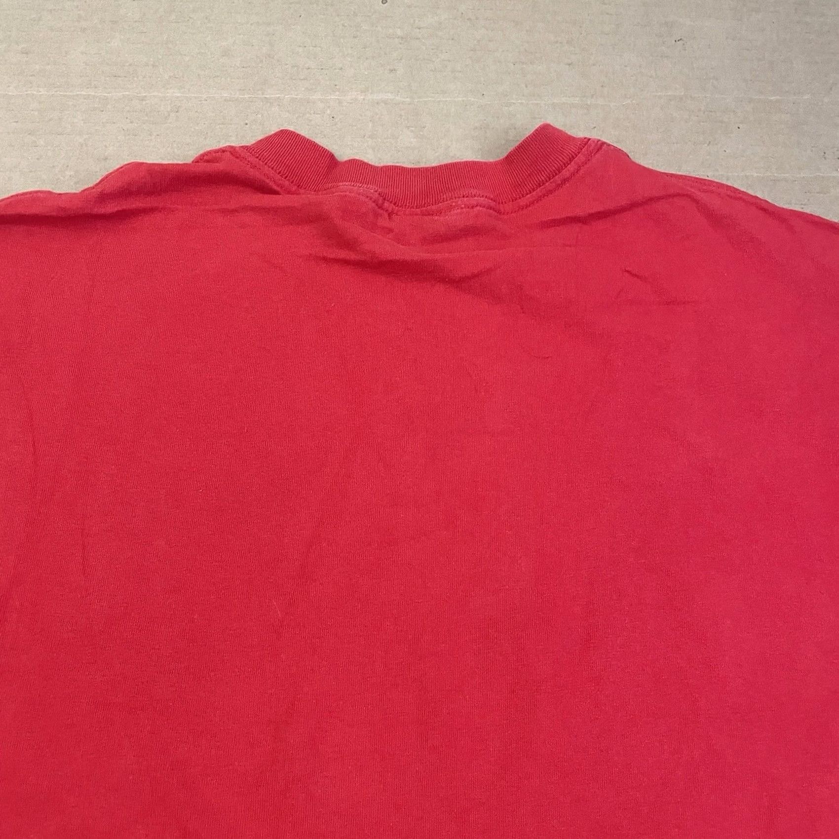 Gildan VINTAGE Bourbon Street Shirt Men Large Red 90s Nike? Size US L / EU 52-54 / 3 - 4 Thumbnail