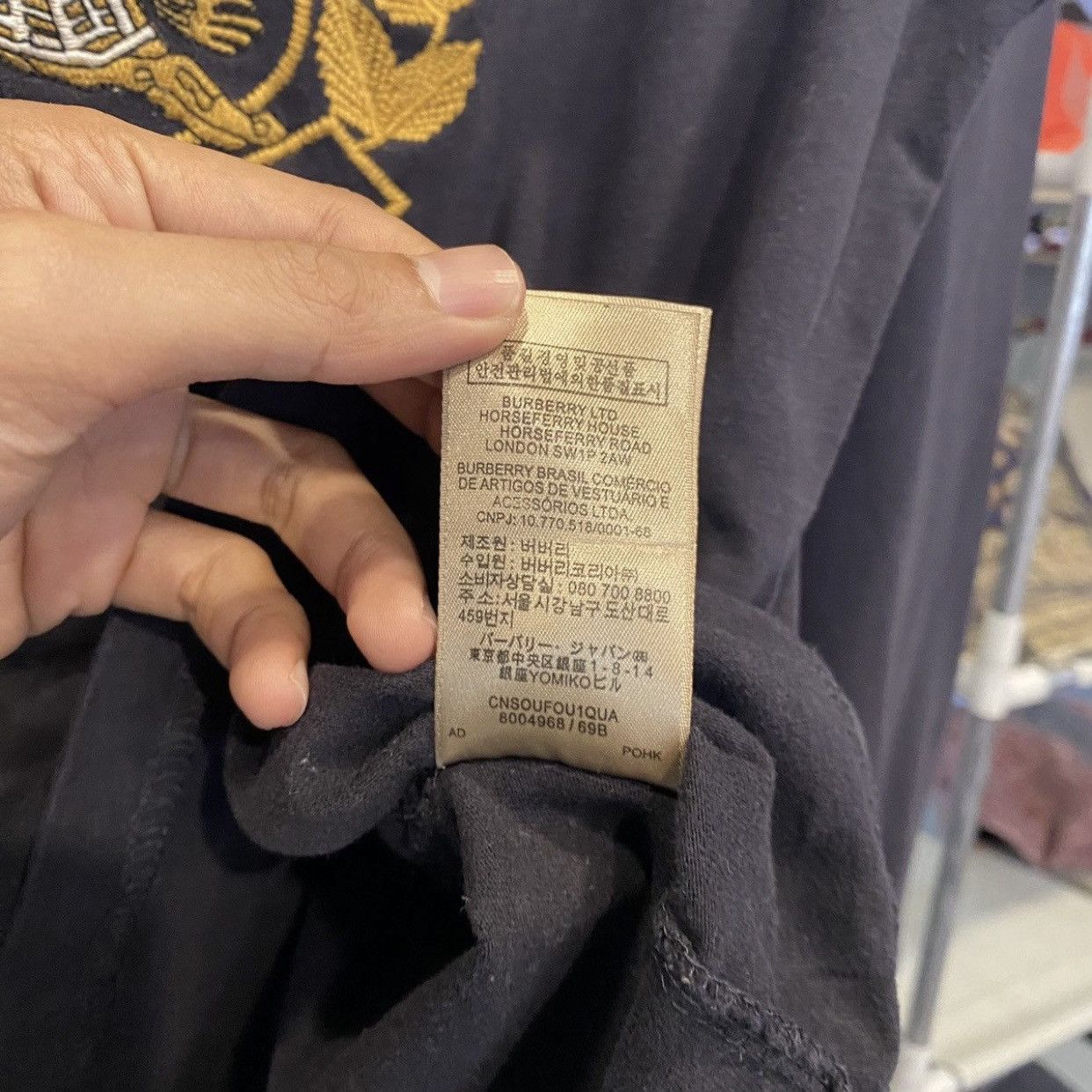 Burberry Luxury Burberry London England Crest Embroidery Sweatshirt Size L / US 10 / IT 46 - 11 Thumbnail