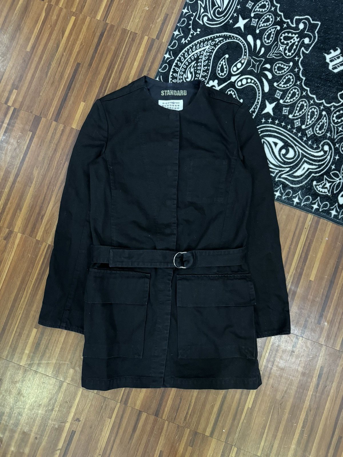 image of Maison Margiela Margiela Line 6 Standard Fit in Black, Women's (Size Medium)