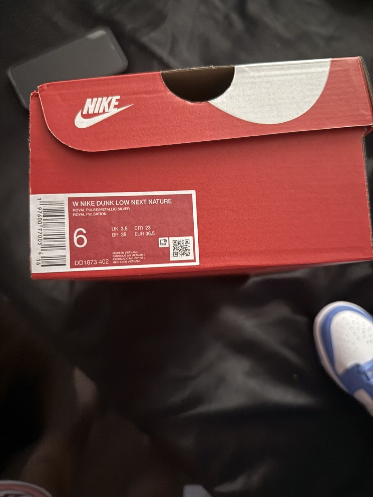 Nike BRAND NEW Nike Dunk Low Royal Pulse Women size 6 Size US 6 / IT 36 - 7 Thumbnail