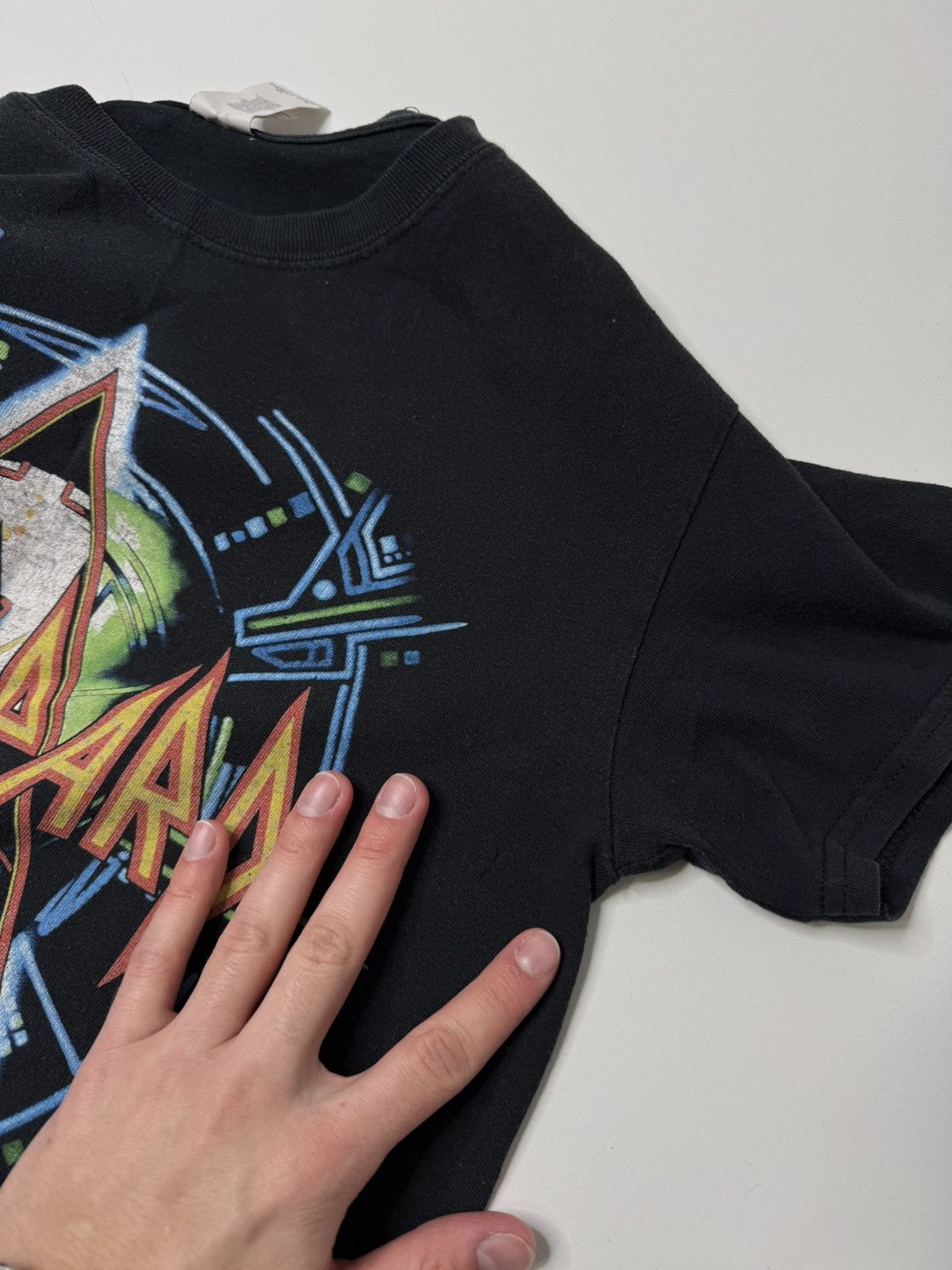 Def Leppard Def leppard hysteria tour band rock metal tee y2k 00s skater Size US S / EU 44-46 / 1 - 5 Thumbnail