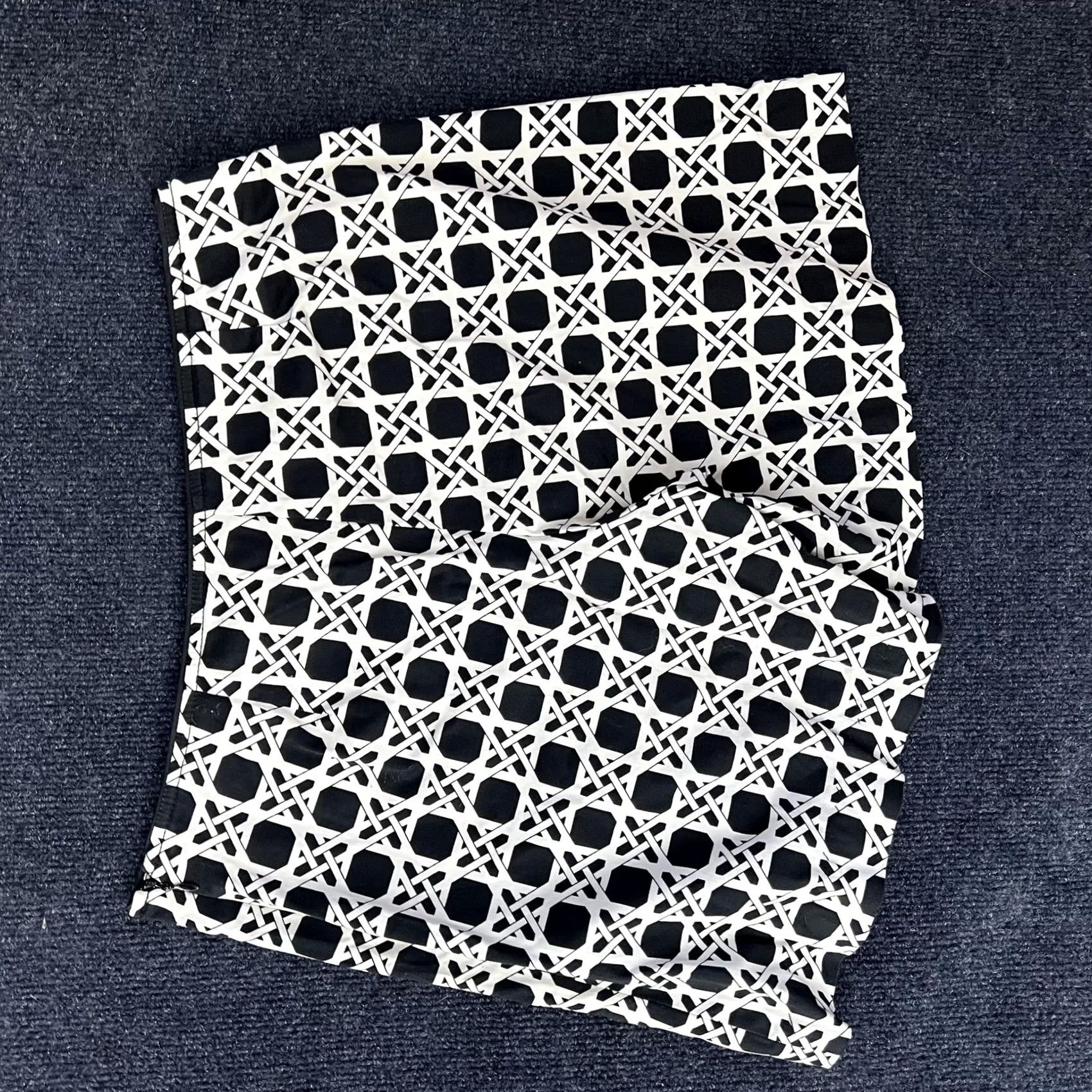 White House Black Market White House Black Market Shorts Womens 6 Black Geometric Wrap Skort Casual Adults Women Size 28" / US 6 / IT 42 - 5 Thumbnail