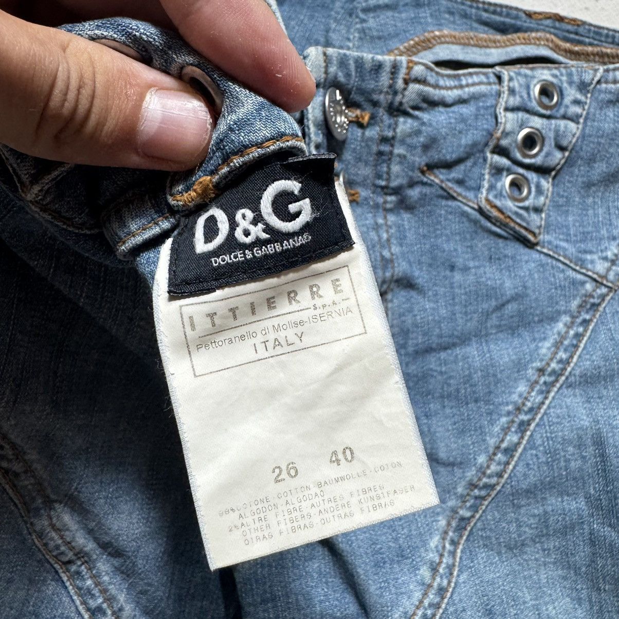 Dolce & Gabbana avant garde bootcut flared jeans very rare with big logo Size 26" / US 2 / IT 38 - 9 Thumbnail