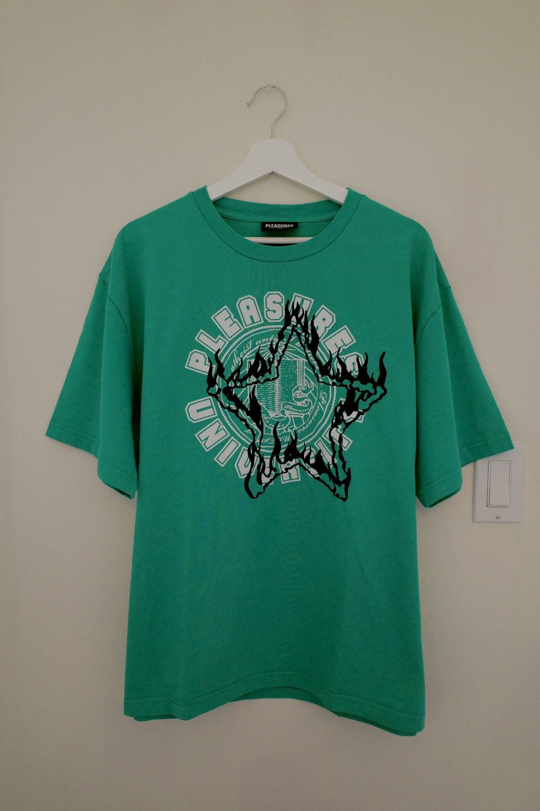 Pleasures Pleasures University Heavyweight Tee Size US L / EU 52-54 / 3 - 4 Thumbnail