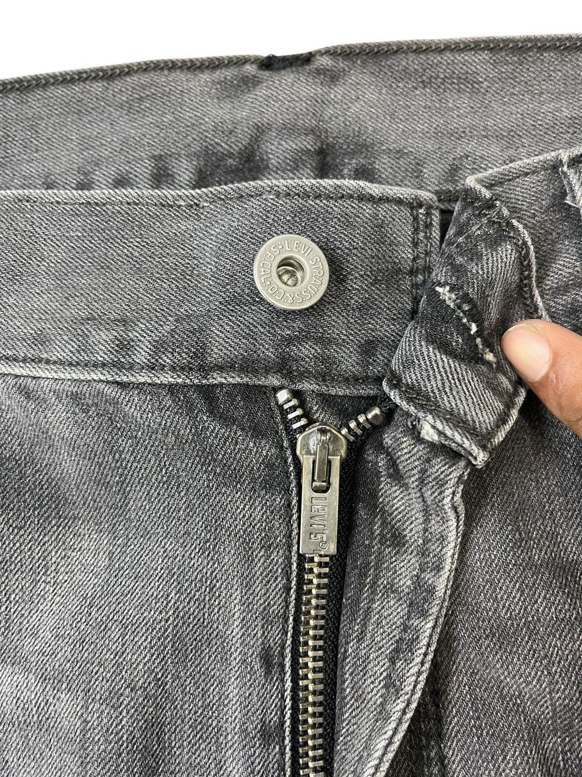 Levi's Vintage Levi’s 514 Slim Straight Jeans Streetwear Size US 34 / EU 50 - 9 Thumbnail