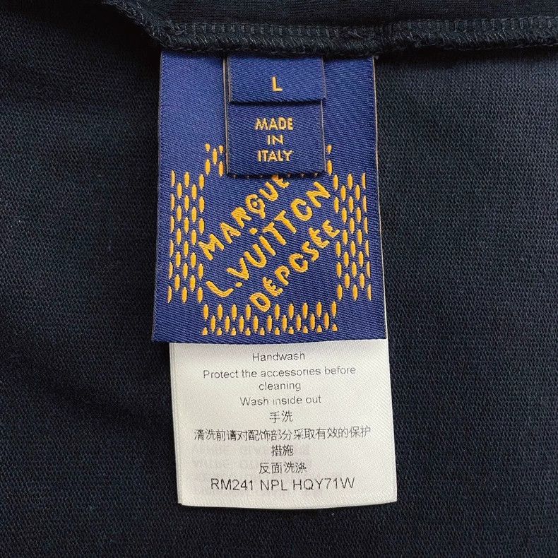 Louis Vuitton Louis Vuitton Monogrammed beaded embroidered crew neck shor Size US L / EU 52-54 / 3 - 2 Thumbnail