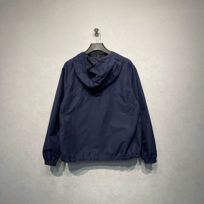Louis Vuitton Louis Vuitton Full logo double-sided hooded jacket Size US L / EU 52-54 / 3 - 3 Thumbnail