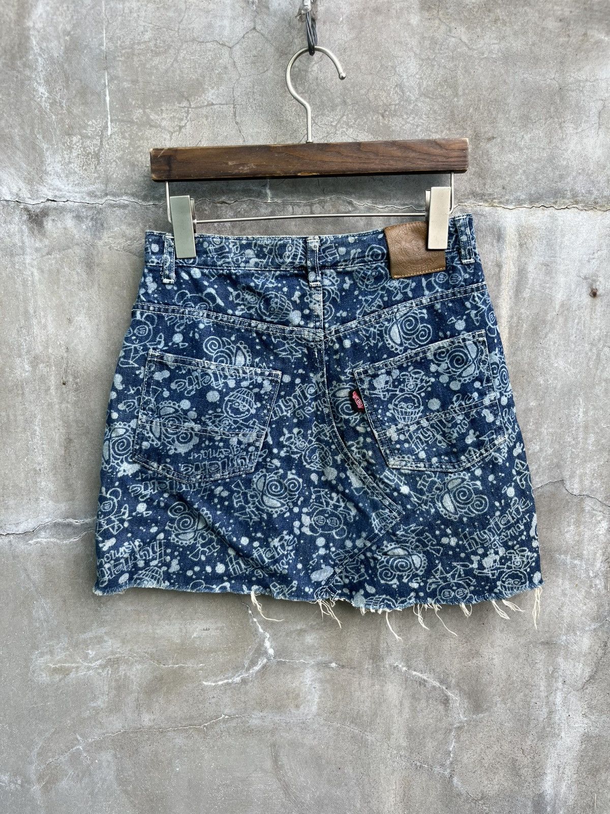 Hysteric Glamour Doodle Art Denim Skirt Size 26" / US 2 / IT 38 - 4 Thumbnail