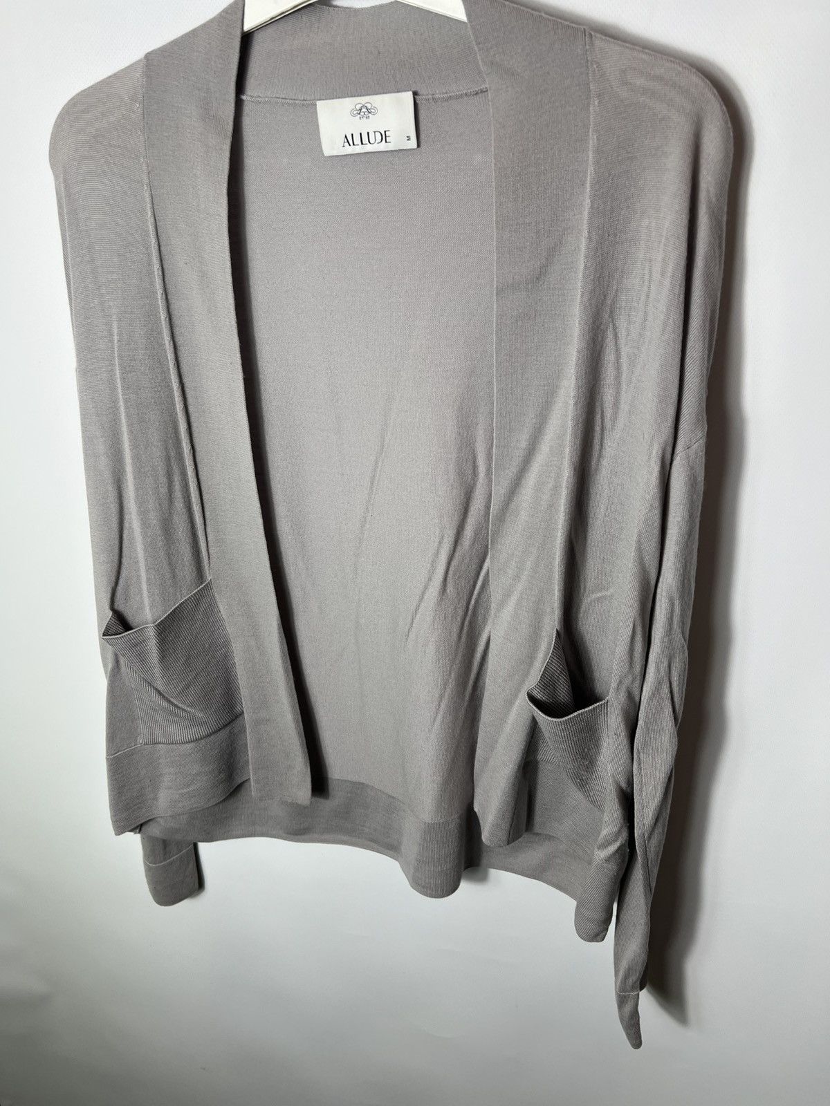 Allude Vintage luxury designer Allude Gray Wool Cardigan Size M Size M / US 6-8 / IT 42-44 - 4 Thumbnail