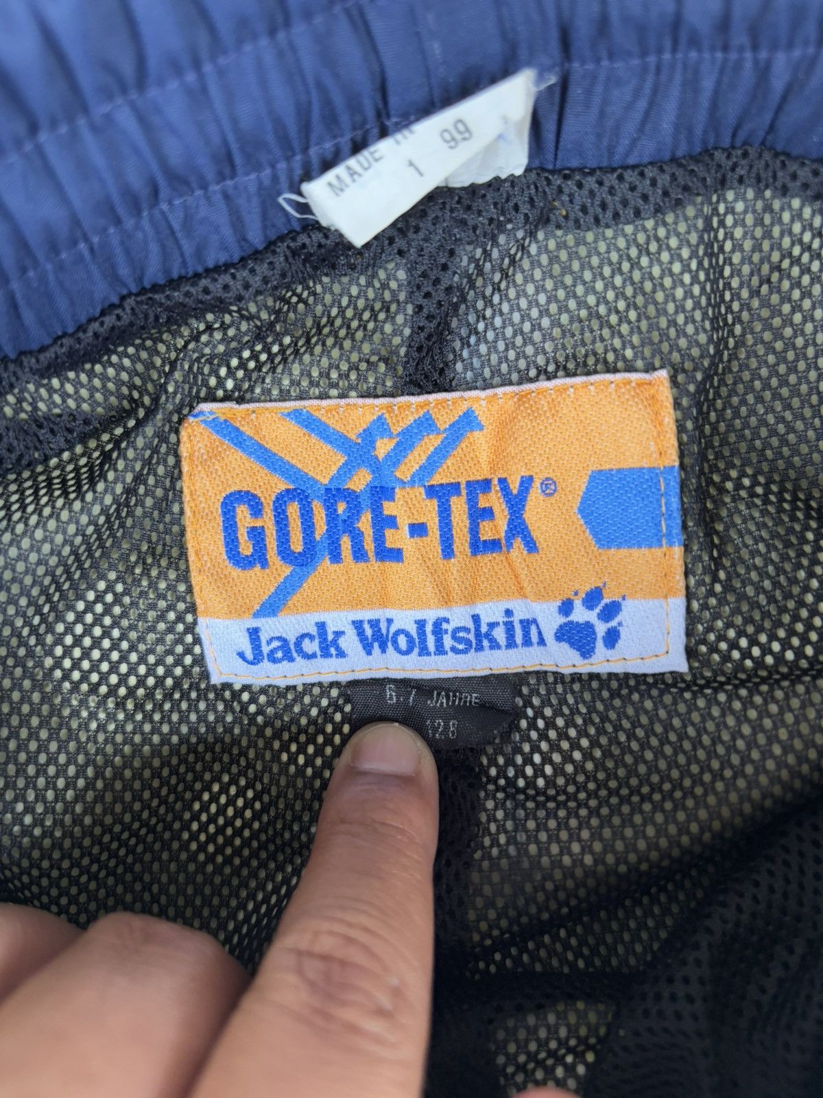 Jack Wolfskin Vintage Gore Tex Jack Wolfskin Outdoor Pant 3 quater Size US 29 - 4 Thumbnail