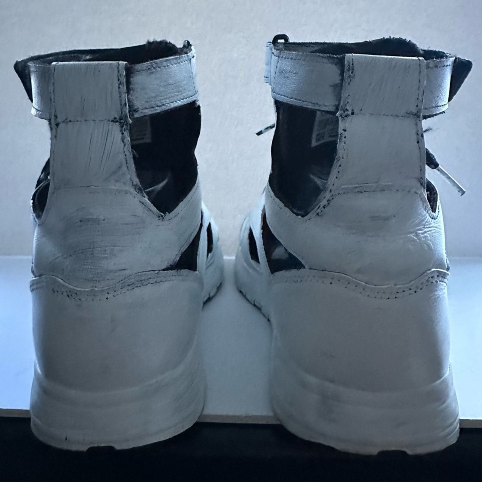 Maison Margiela × Reebok Bianchetto Gladiator High Top Tabi Sneakers Men US 11.5 Size US 11.5 / EU 44-45 - 8 Thumbnail